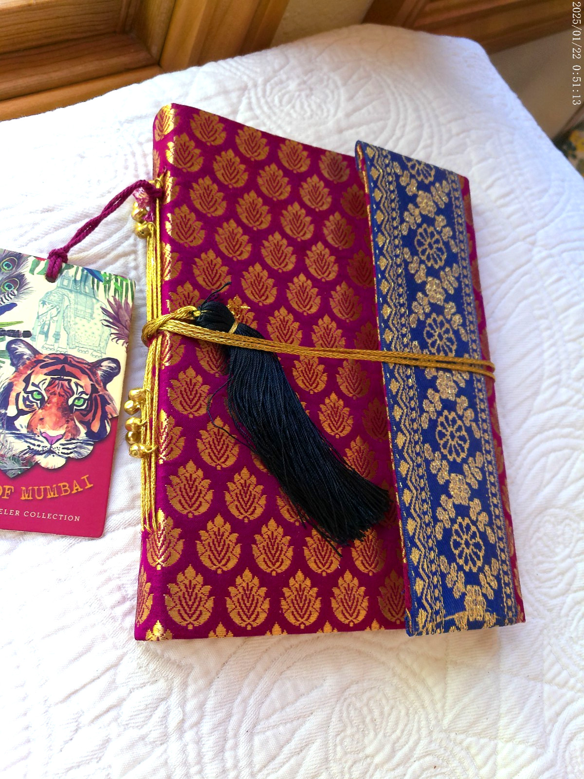 JEWEL OF MUMBAI HANDMADE RECYCLED SARI COVERED JOURNAL 144 LINED PAGES INDIA