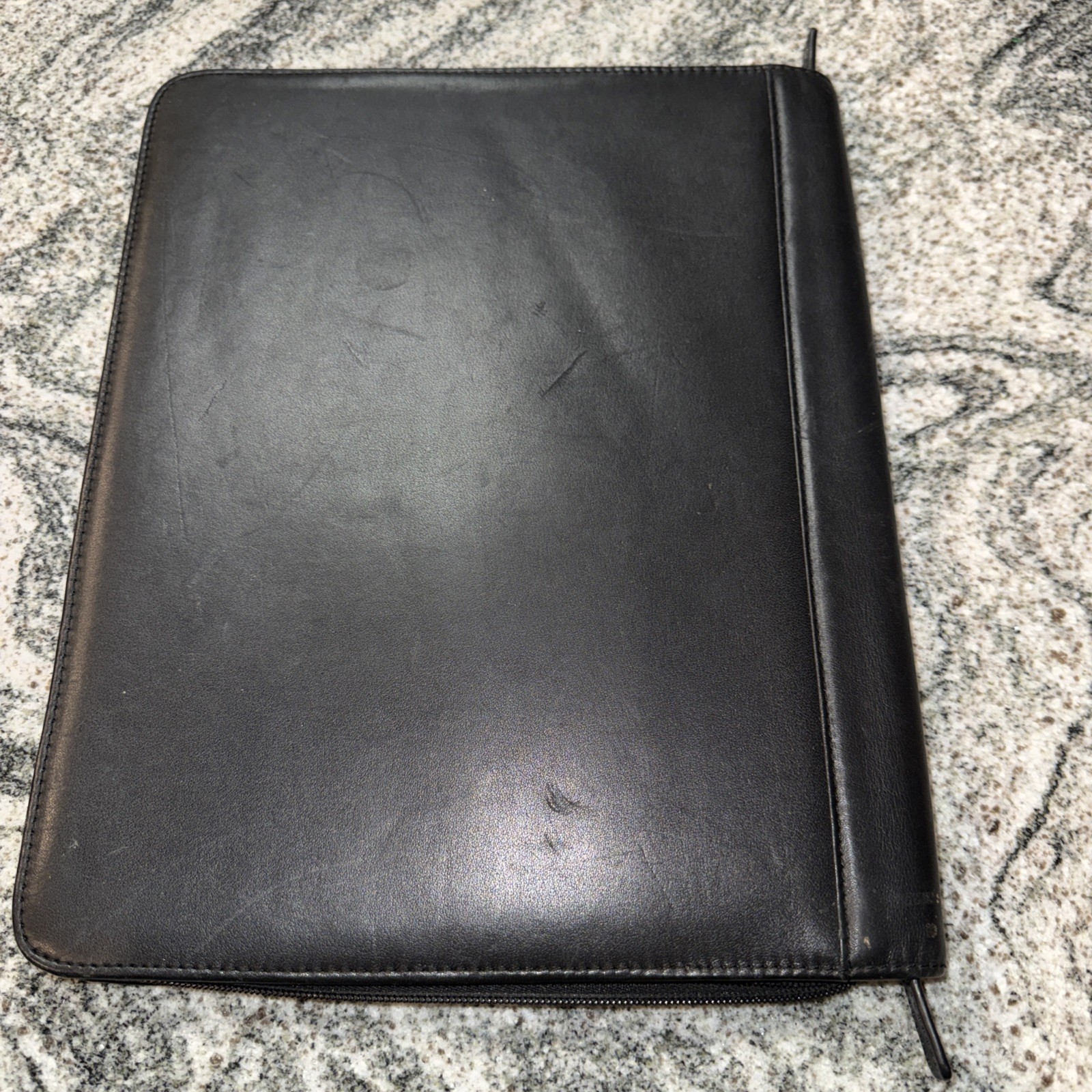 Franklin Covey Black Leather Zip Around Padfolio Pad Holder 10″ x 12.5″