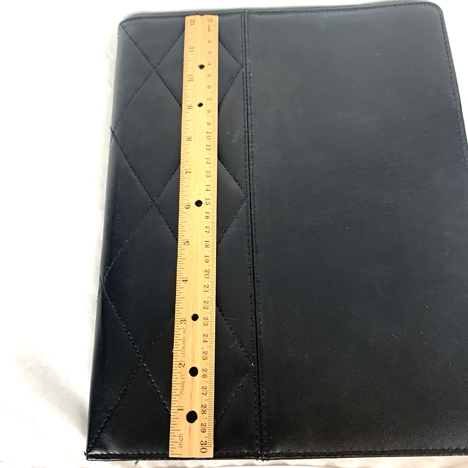 Franklin Covey 365 Folio Quilted Diamond Stitching Detail 12 Inch Black