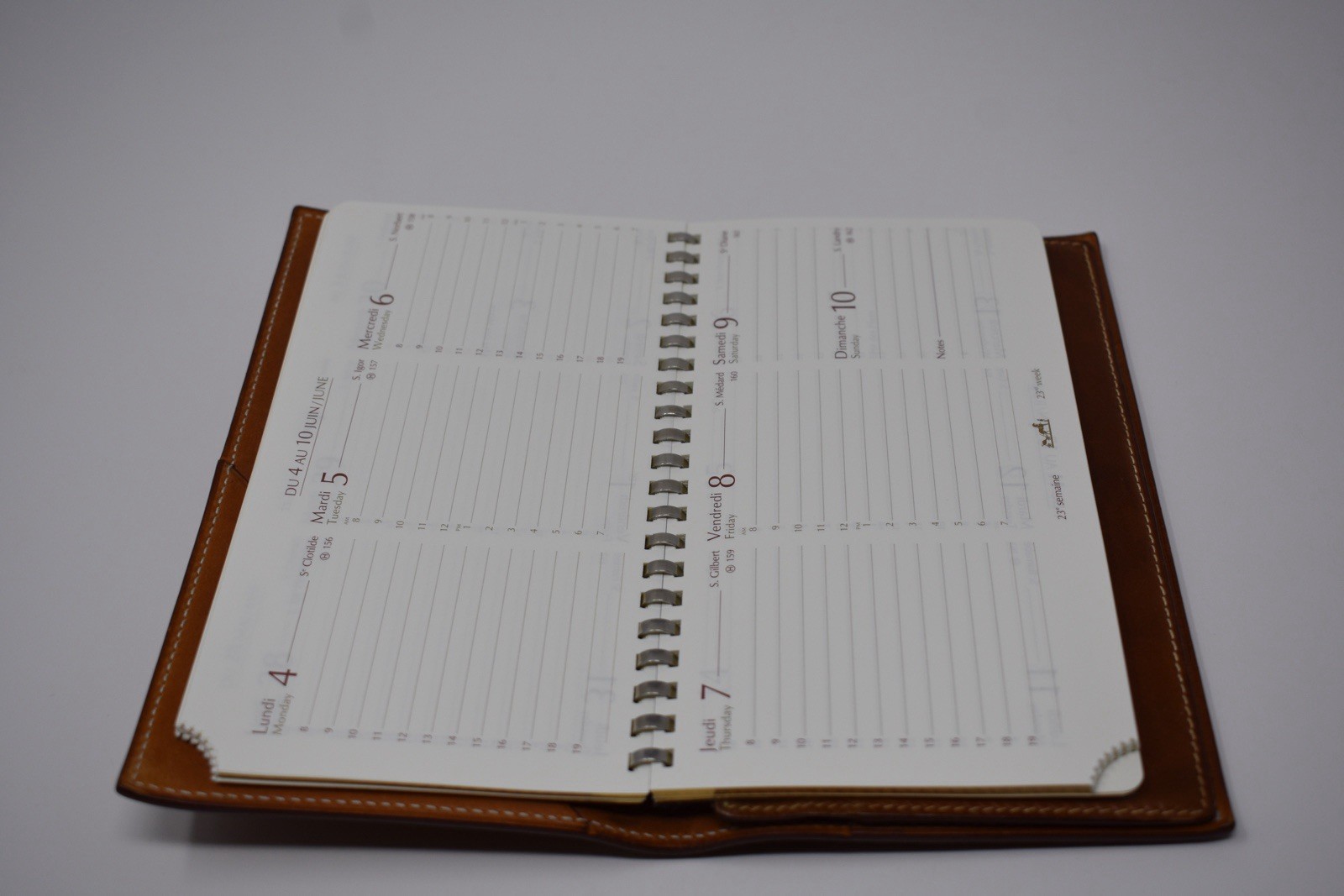 Hermes Vintage Tan/Brown Leather 7 Slot Bifold Notebook/Agenda/Wallet/Holder