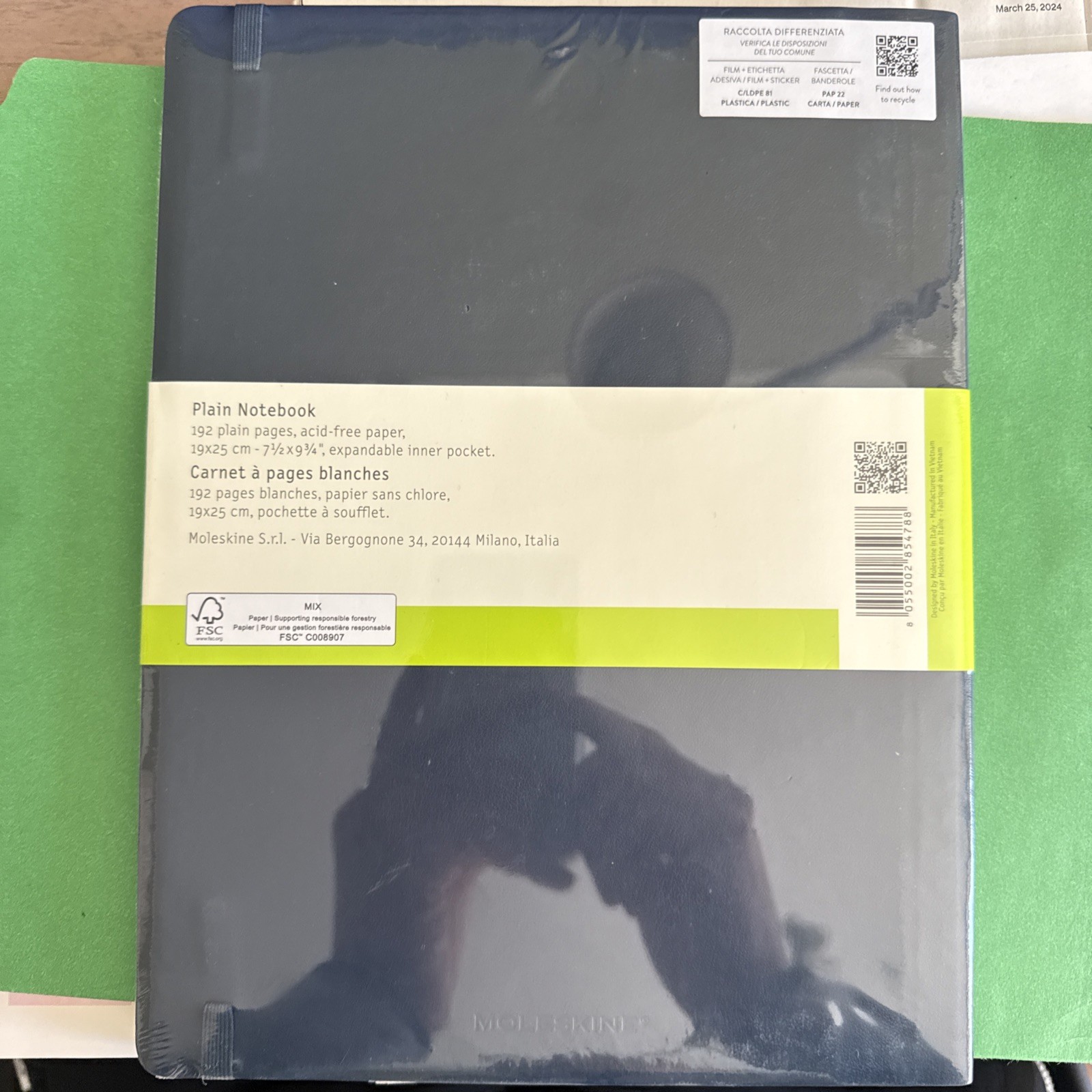 New Moleskine Classic Collection BLACK Notebook Extra Large Plain HARD Cover