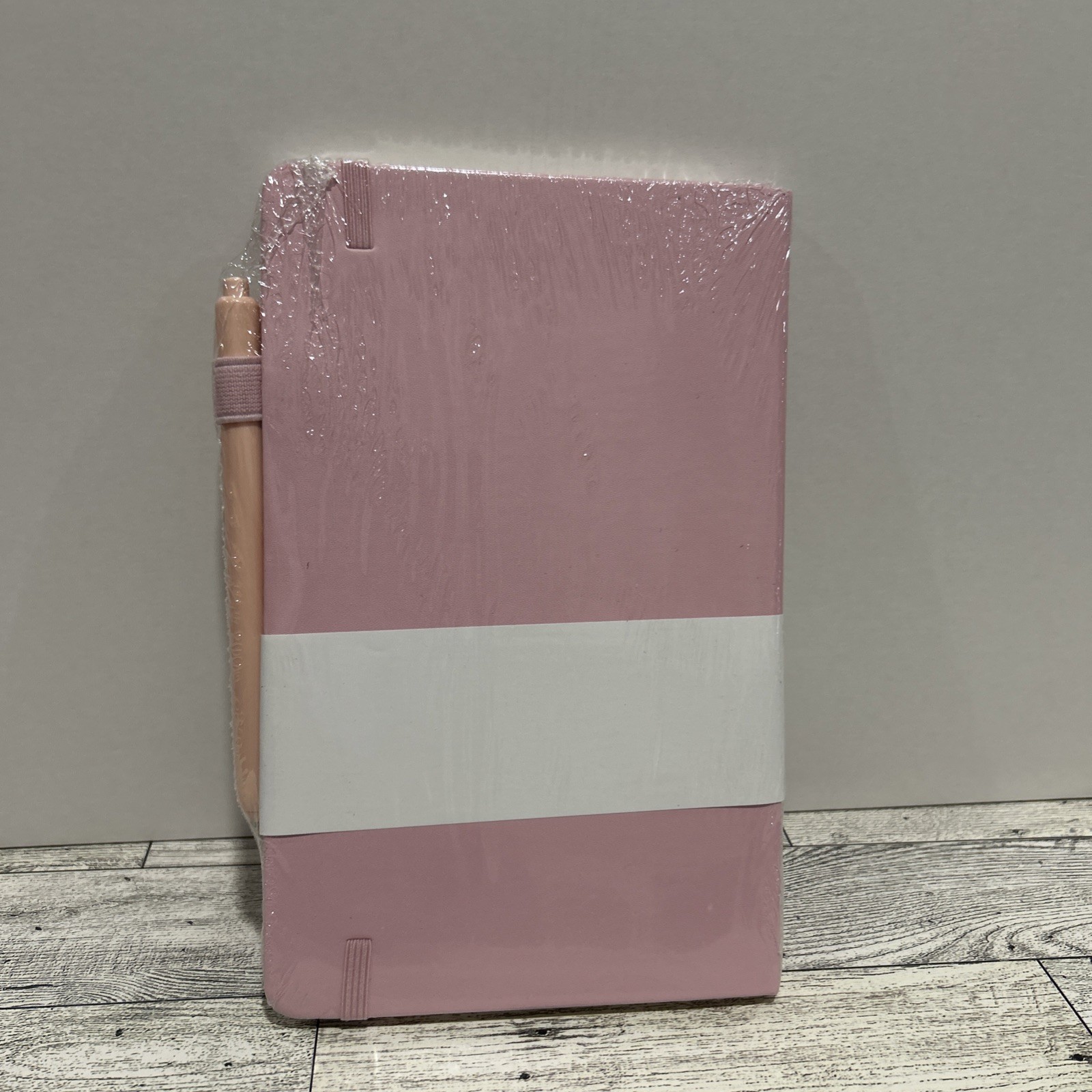 Feela Classic Ruled A5 Notebook 8.5 x5.25 Pink New With Pink Pen 128 pages