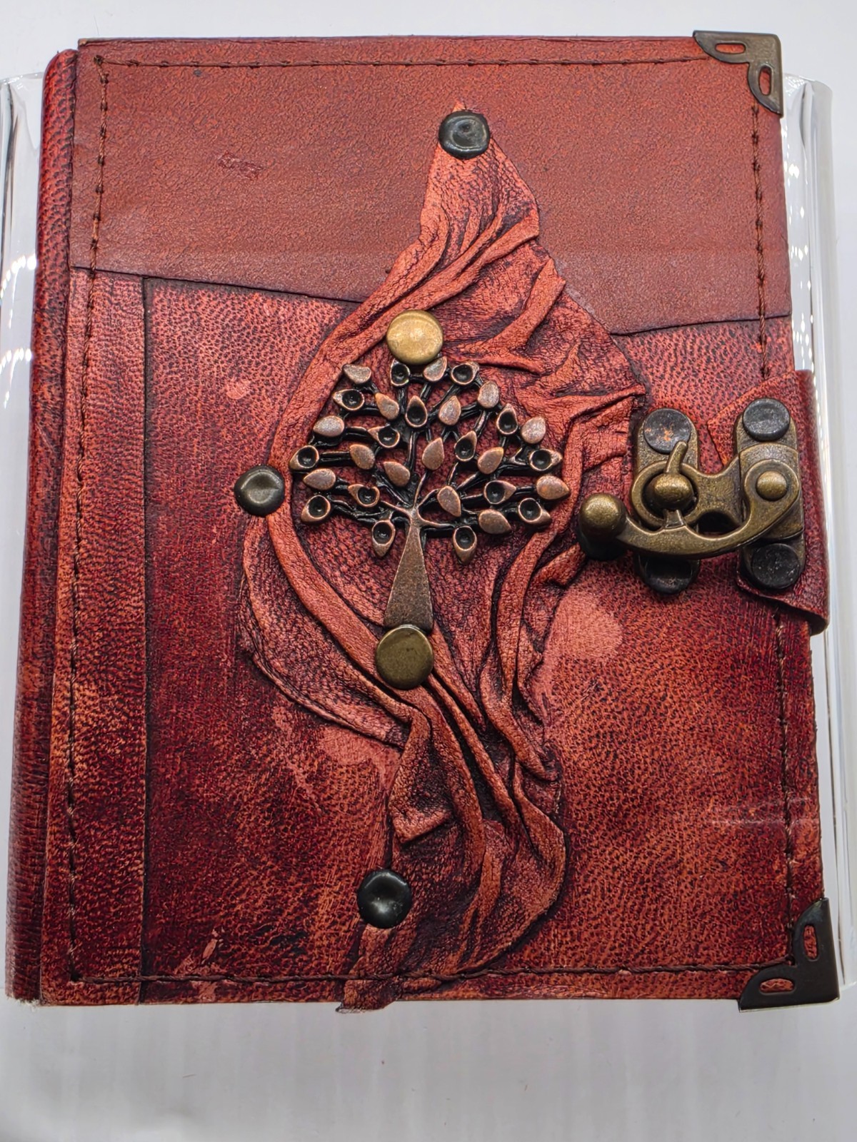 Handmade Leather Journal – 6″ x 4.5″ Small