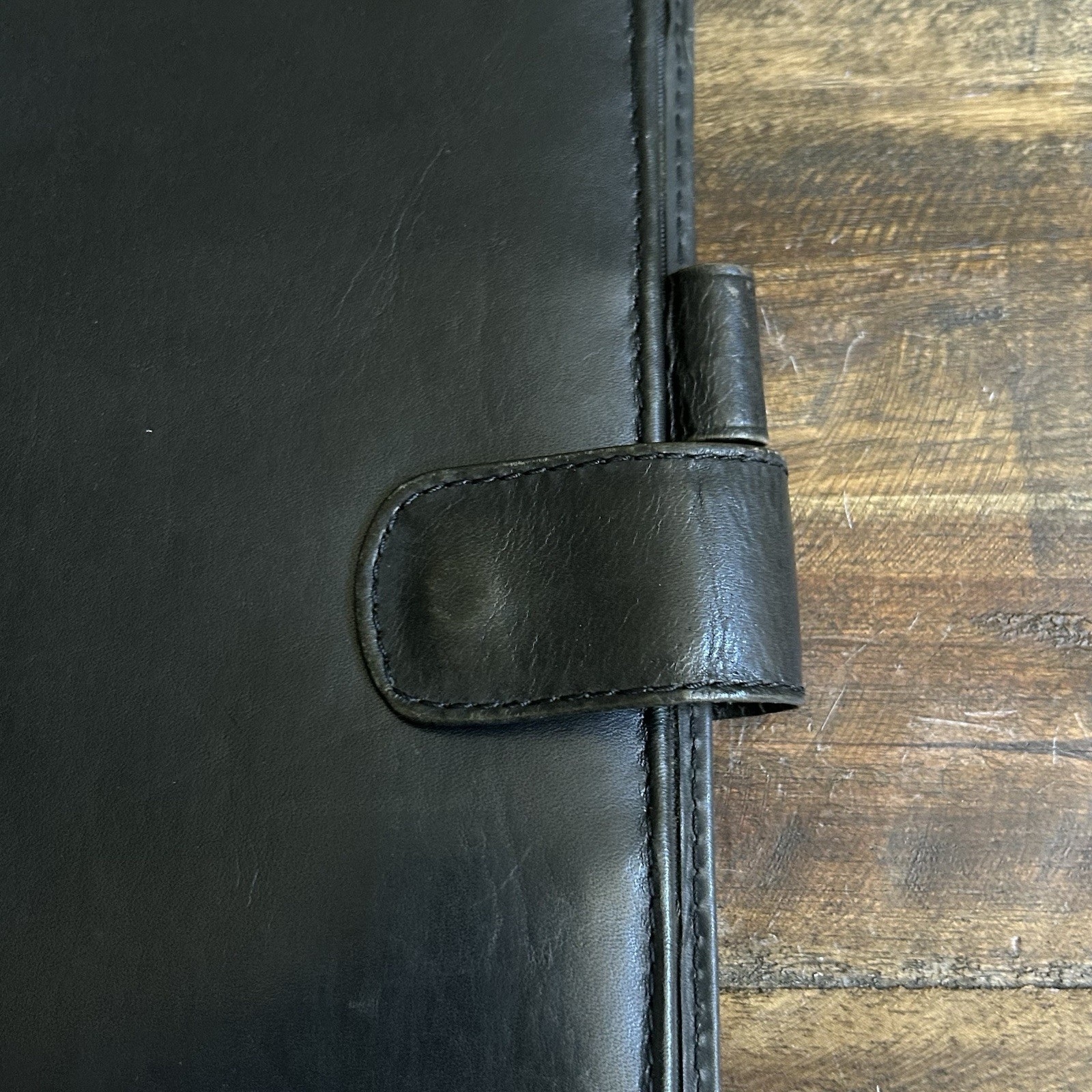 Wilsons Leather Black Planner Organizer Cover Leather Bookmark Pen Loop Vintage