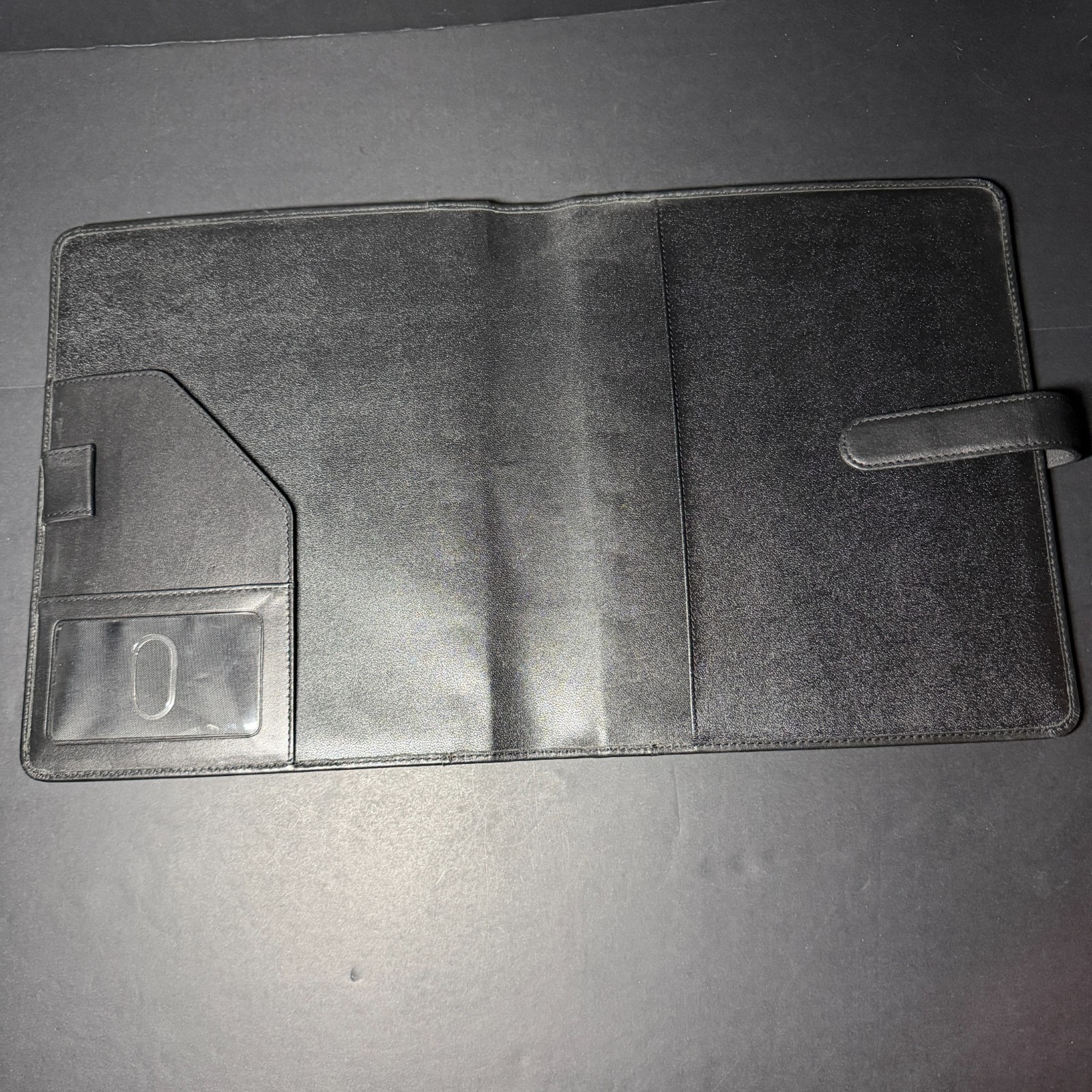 Levenger Circa Smooth Black Leather Folio