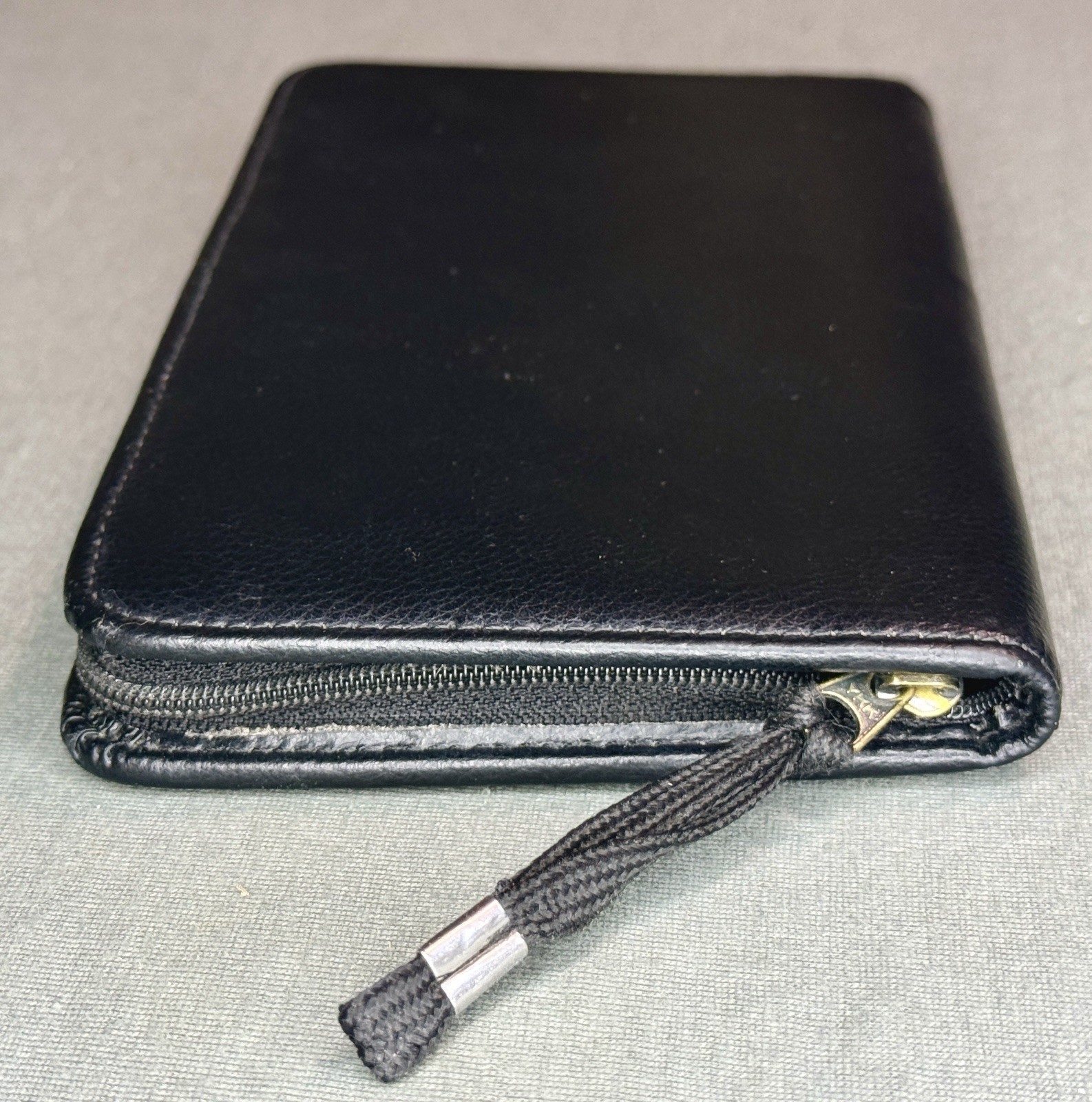 New Day-Timer Leather Planner Cover Pocket Size Free Shipping