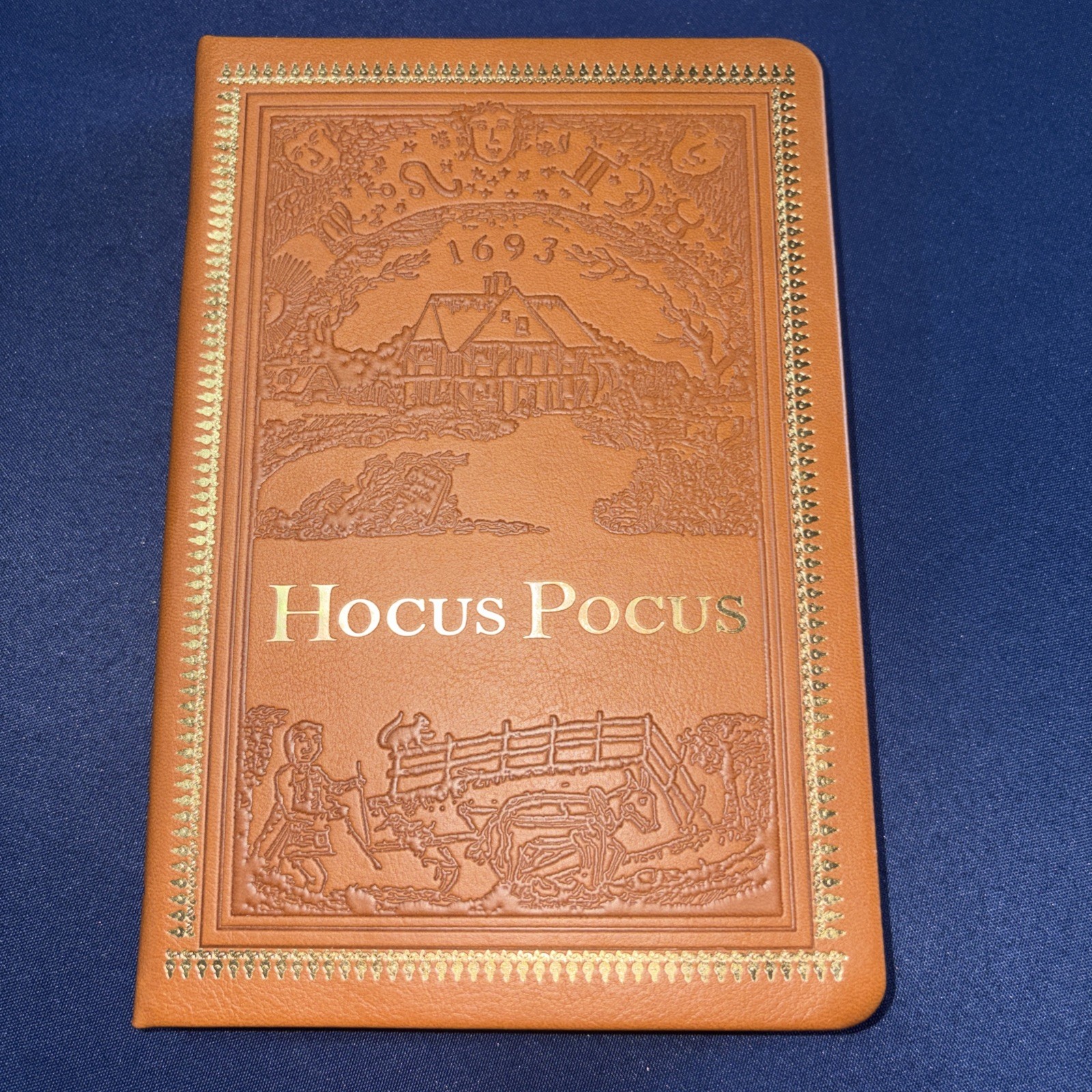 Disney Hocus Pocus 1693 Leatherbound Journal Notebook Spell Book New Unused
