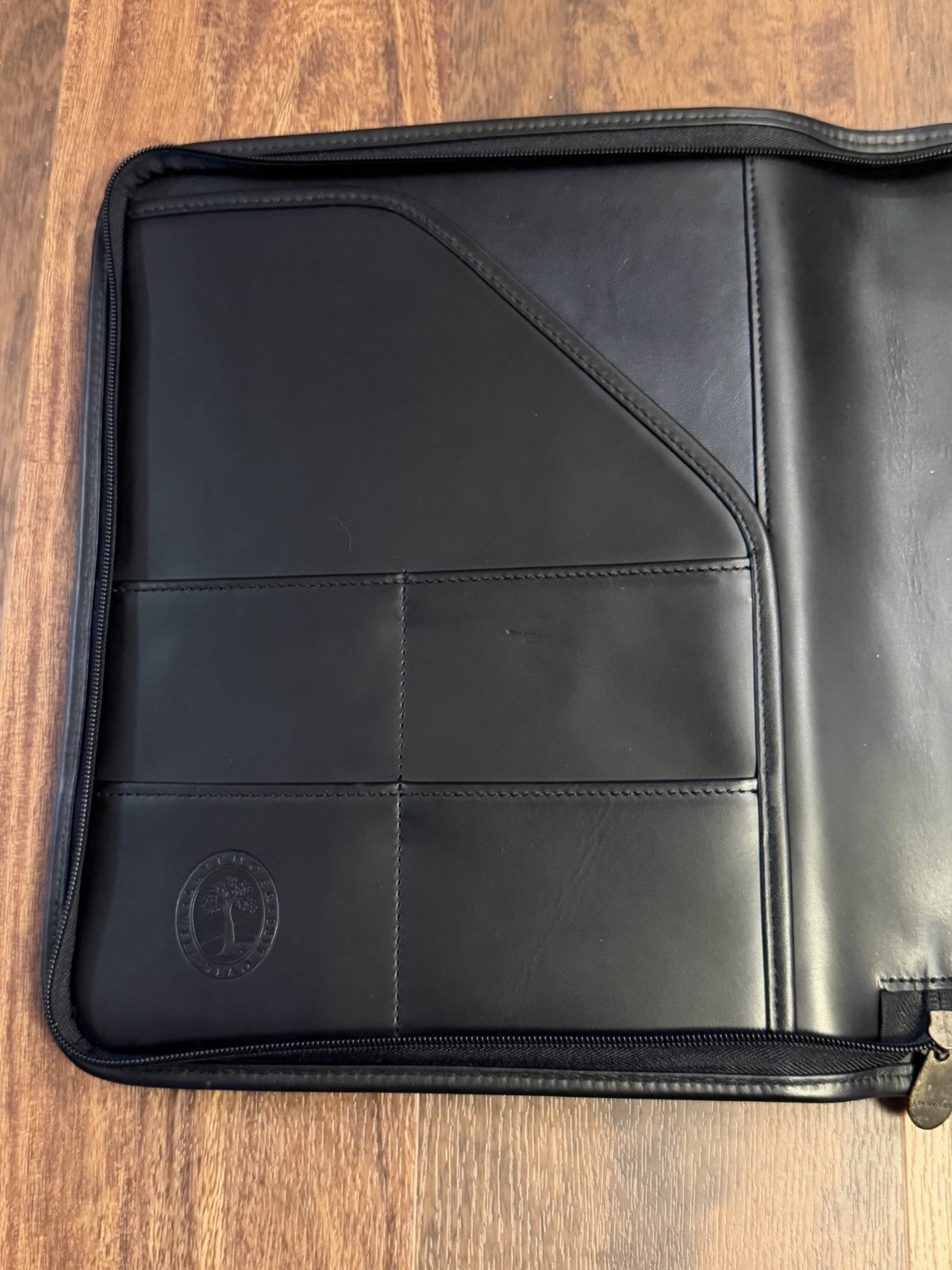 Lavenger Black Zippered Portfolio Padfolio Notebook – Holds 8-1/2″ x 11″ Notepad