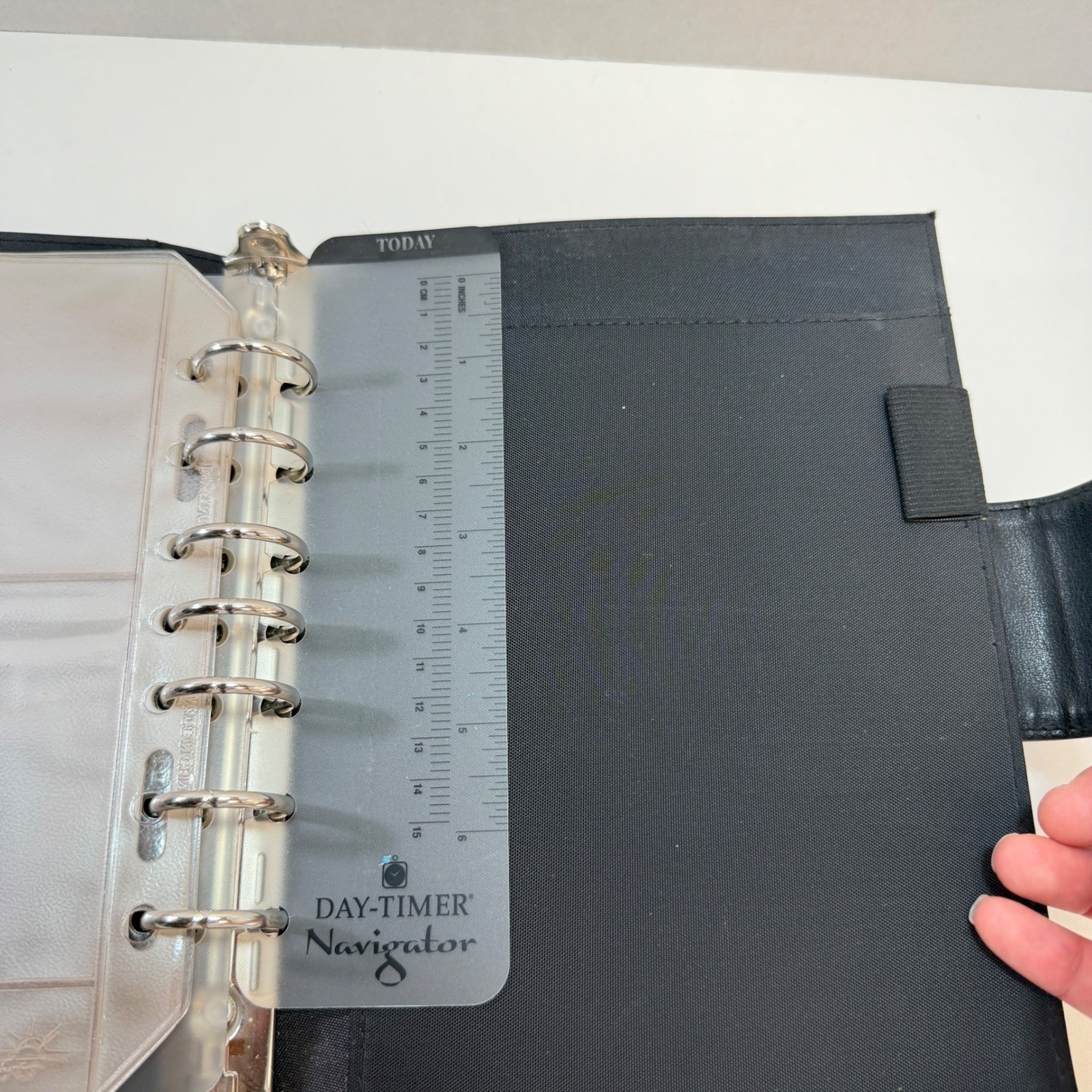 Day-Timer Personal Organizer Desk Size Black Planner 7-Ring Binder Navigator