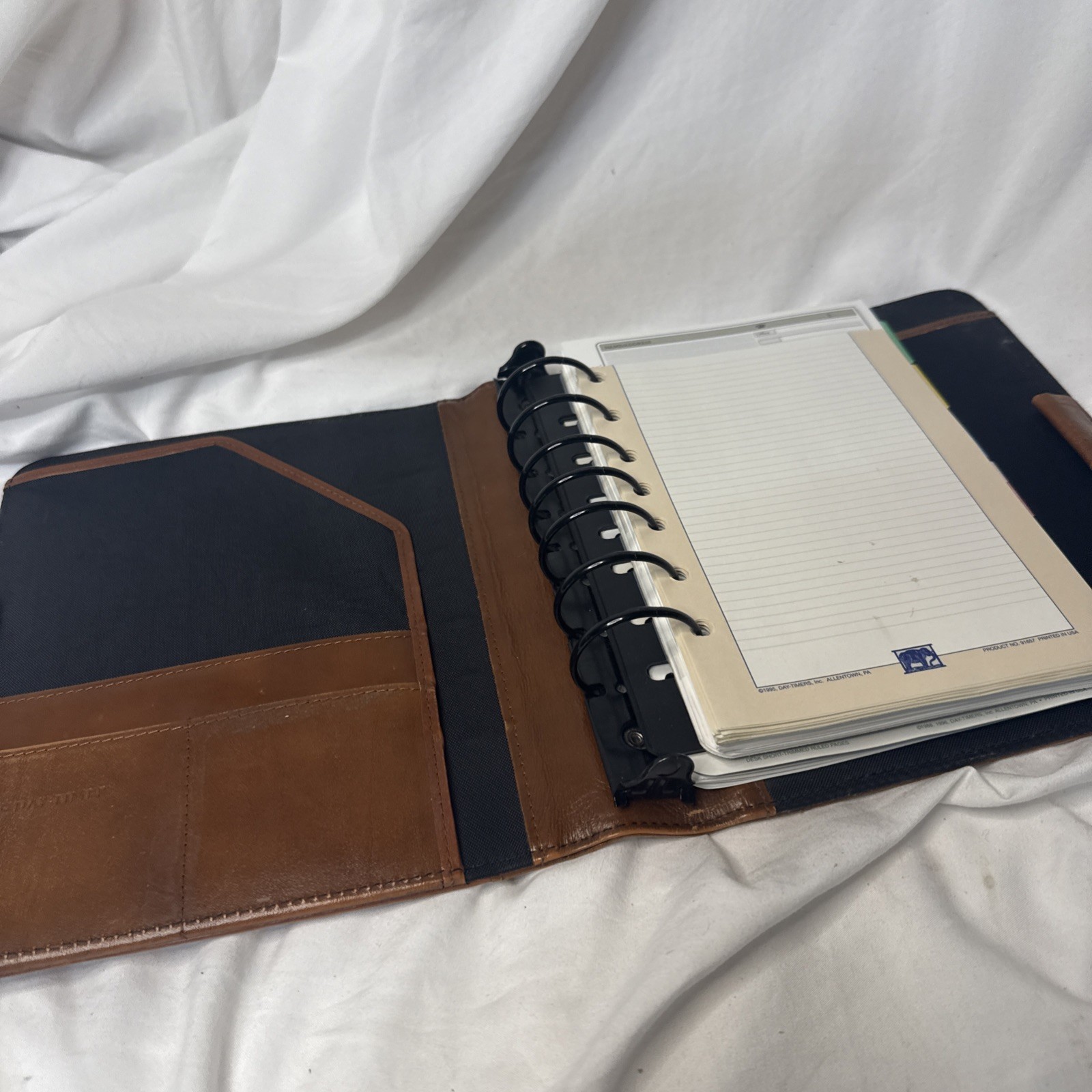 VTG 90’s Day-Timer Camel Tan Leather Binder Planner Inserts Stickers Labels 9.5”