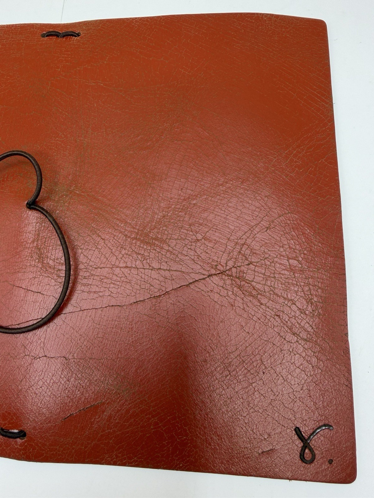 Sojourner B6 Slim TN Rust Red Distressed Pull-Up Leather Traveler’s Notebook