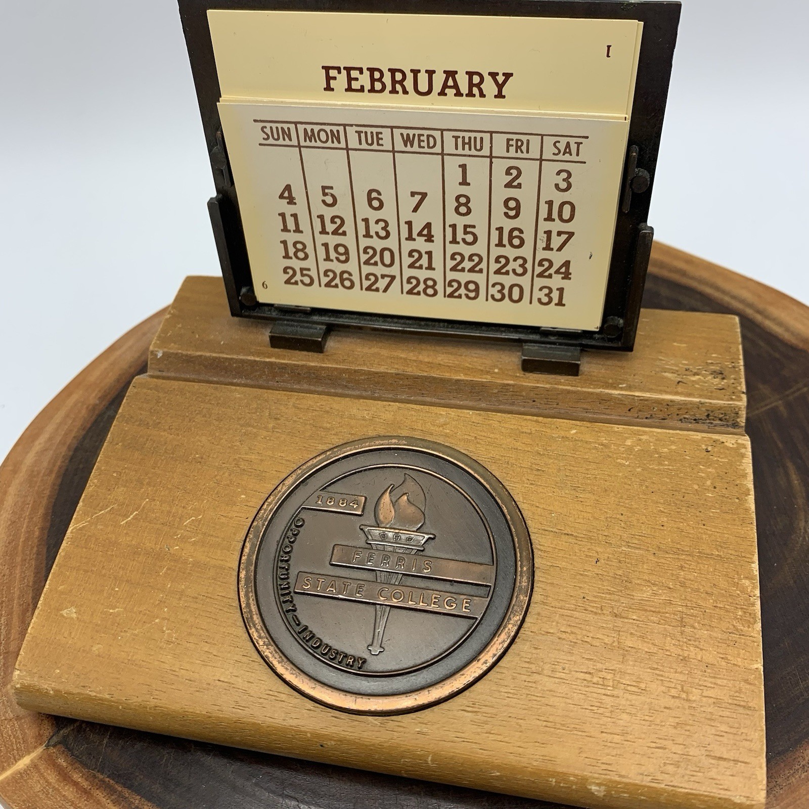 Ferris State College Desk Calendar With Month & Day Cards Big Rapids MI Vtg Rare