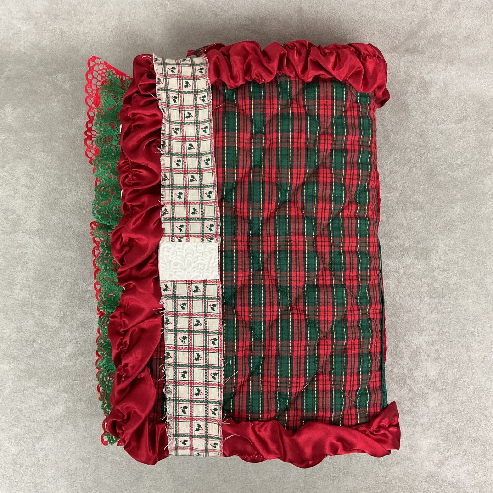 Handmade Christmas Junk Journal – 86 pages mixed media art book – quilted plaid