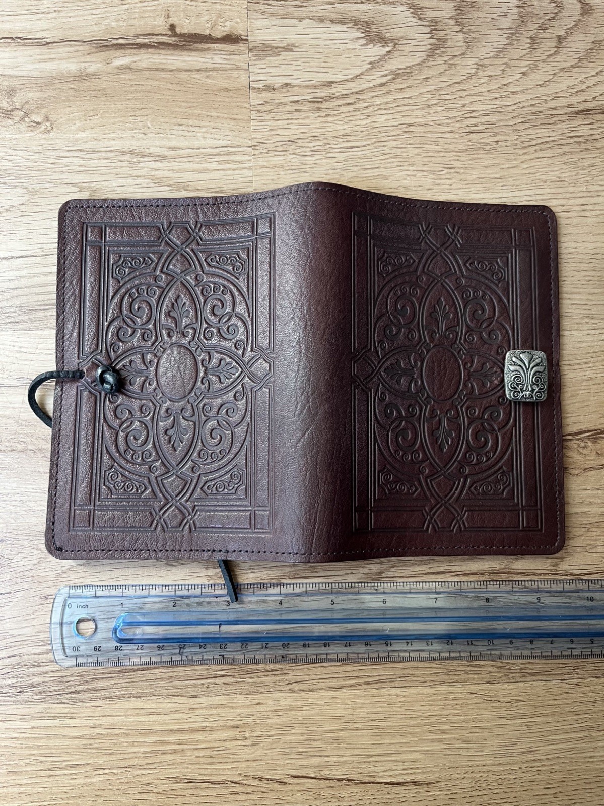Oberon Design Florentine Small Journal In Wine !BUTTON LOOSE! Read description.