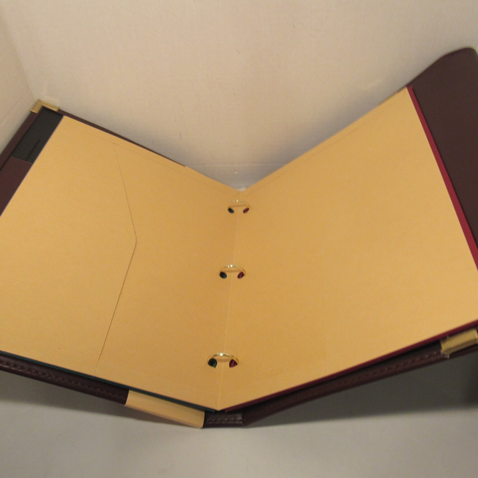 Cambridge Professional Trapper Portfolio Burgundy Notebook 13 x 12 1/4 in