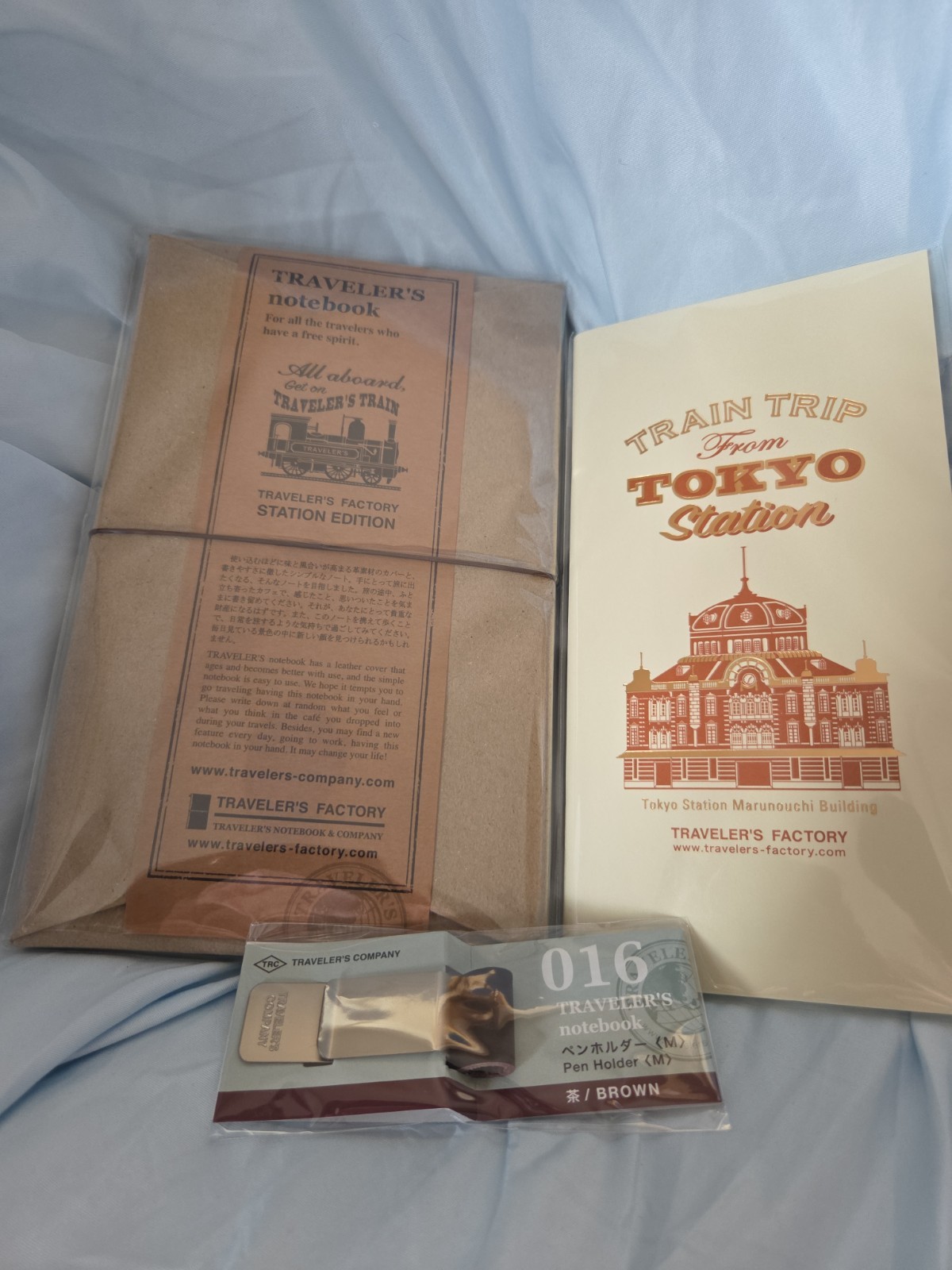 Travelers Factory Tokyo Station EDITION Leather Notebook Refil Pen holdeler set