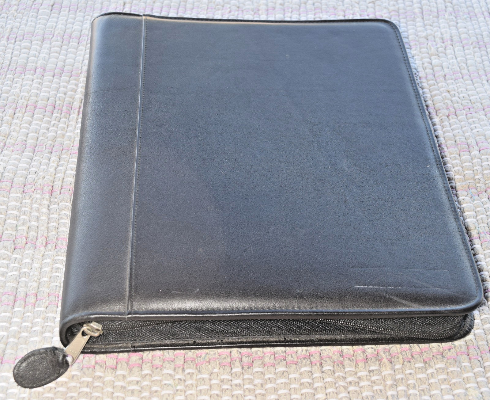 VINTAGE Day-Timer Planner Black Top Grain Cowhide 7 Rings 13″ x 11″ Zip Closure