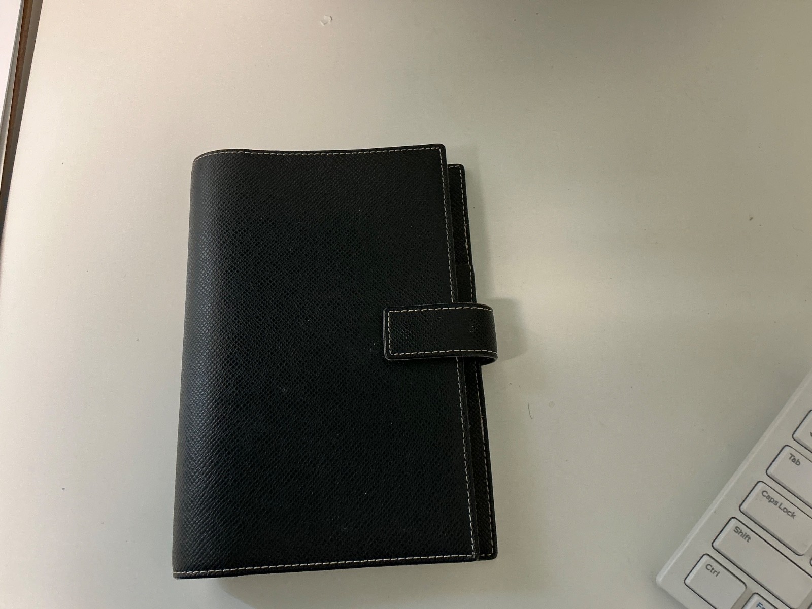 Day Runner 6-Ring Fact Center Compact Personal Organizer Planner Blk 3.75×6.75″