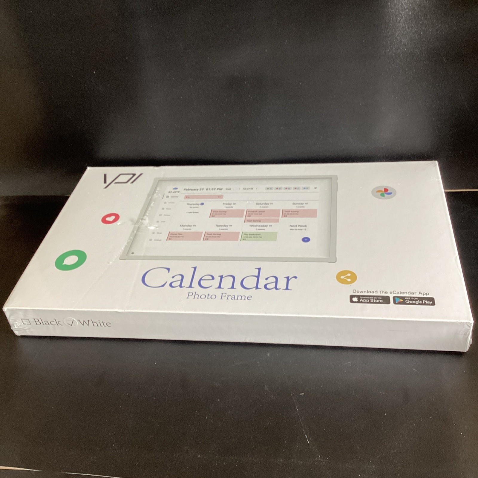 10.1″ Smart Digital Calendar WiFi Planner, Touchscreen w/ Photo Frame (white)