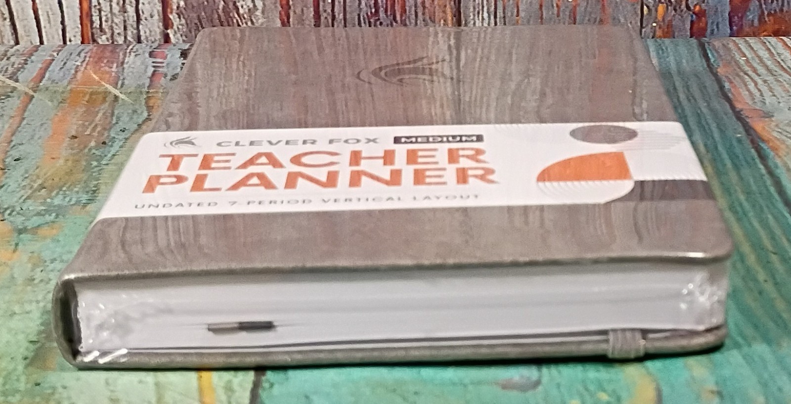 Clever Fox Medium Teacher Planner – UNDATED 7-Period Vertical Layout – NEW