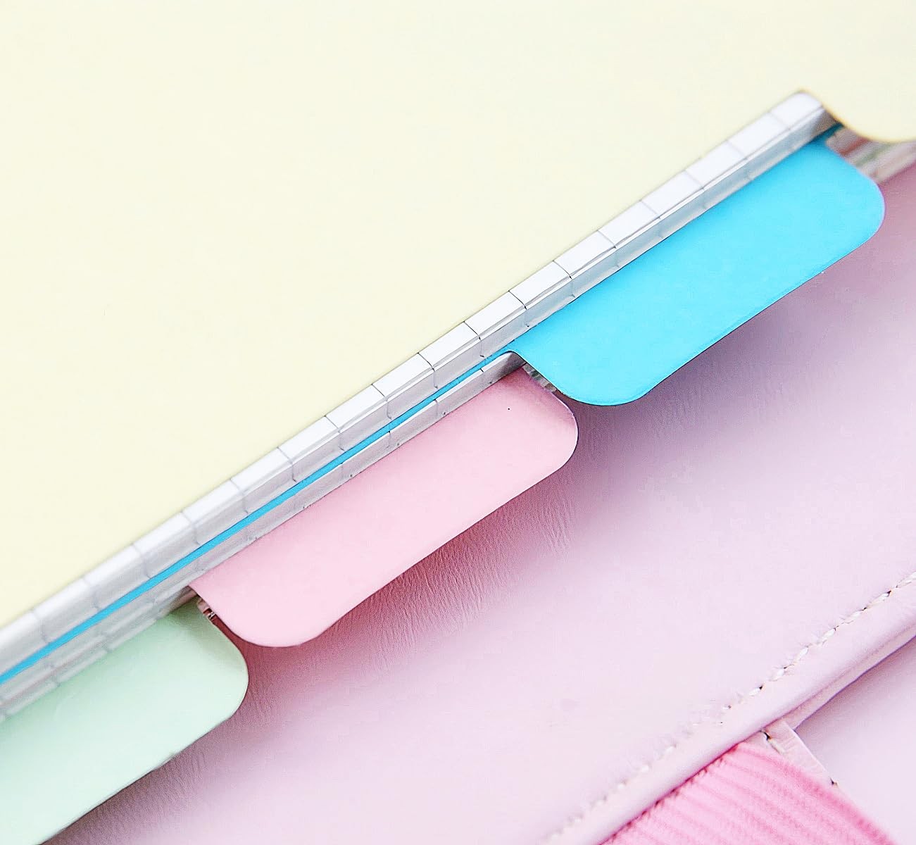7-Hole Lined Paper Refills for Mini Binder – 100 Sheets/200 Pages 7 White