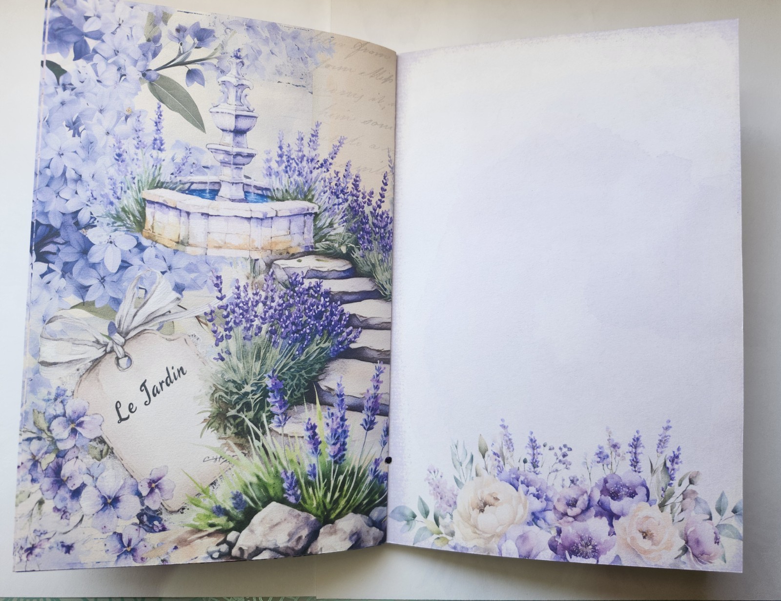 Junk Journal Booklet “LAVENDER DREAMS” 50+ pcs Ephemera Vintage Purples 40pgs