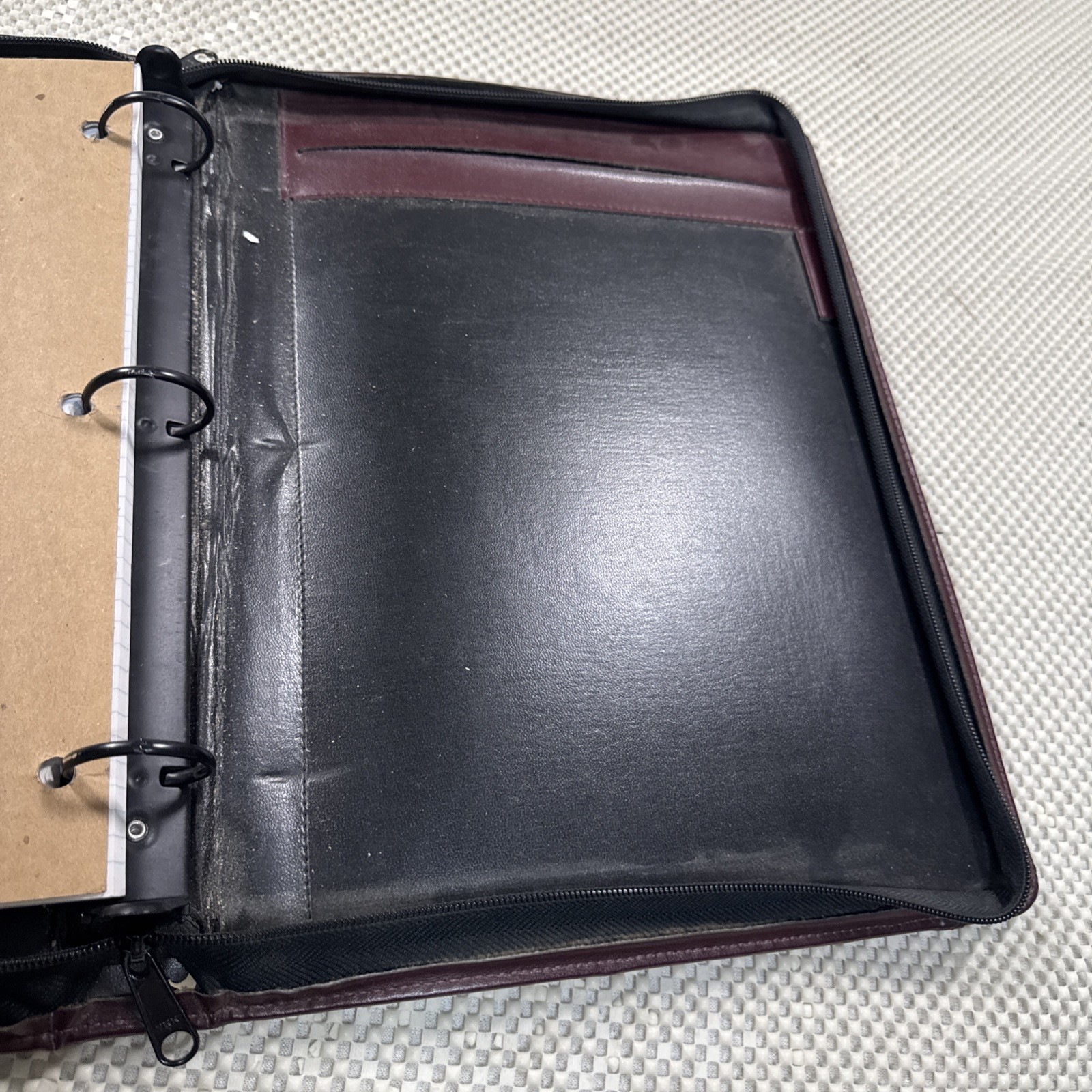 Day Runner Classic Edition Burgundy Brown Leather & Inserts Full Zip Vtg 136-88