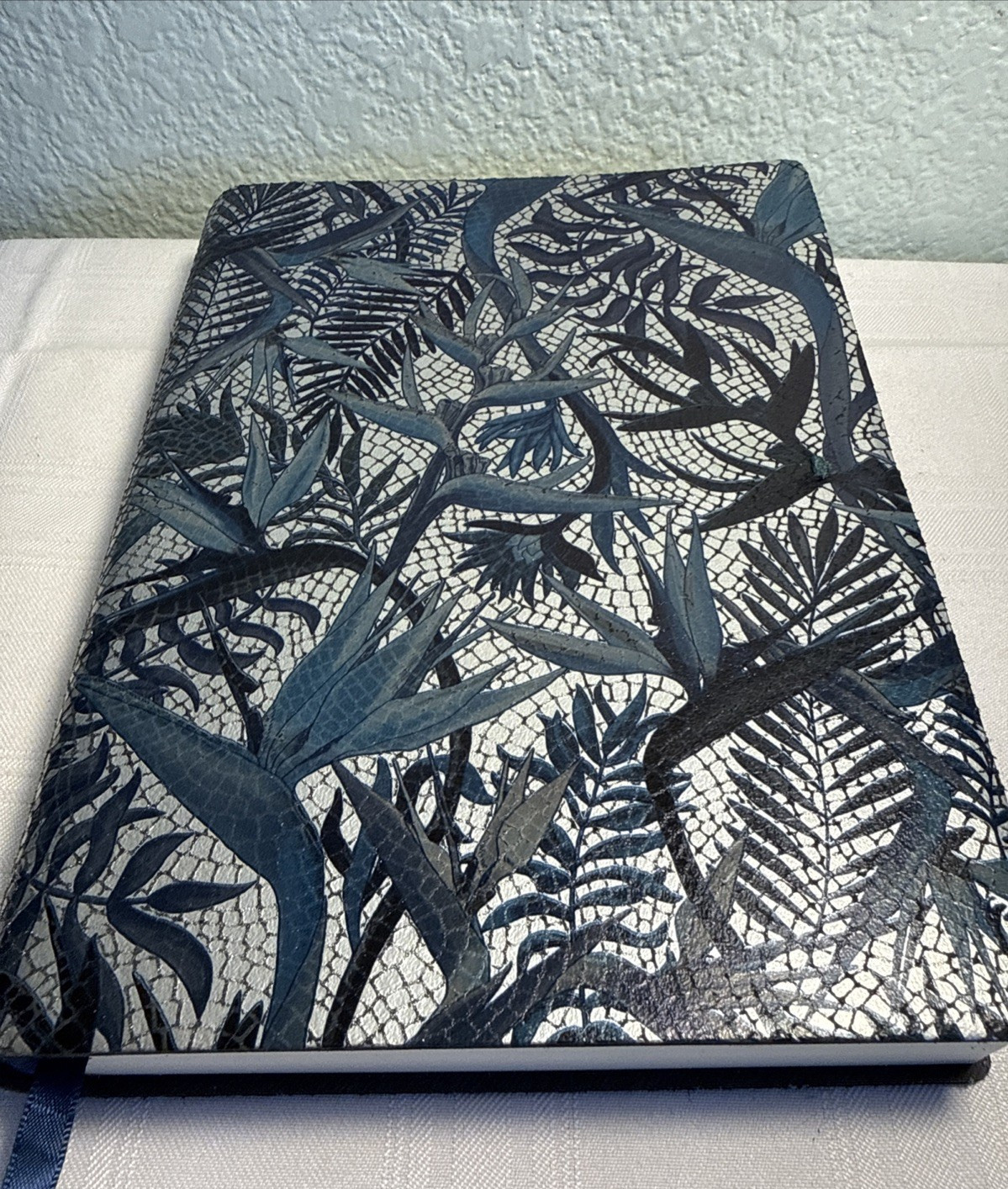 VTg Leather Journal Made In Italy Barnes Noble Blue Silver Mosaic Strap CUT
