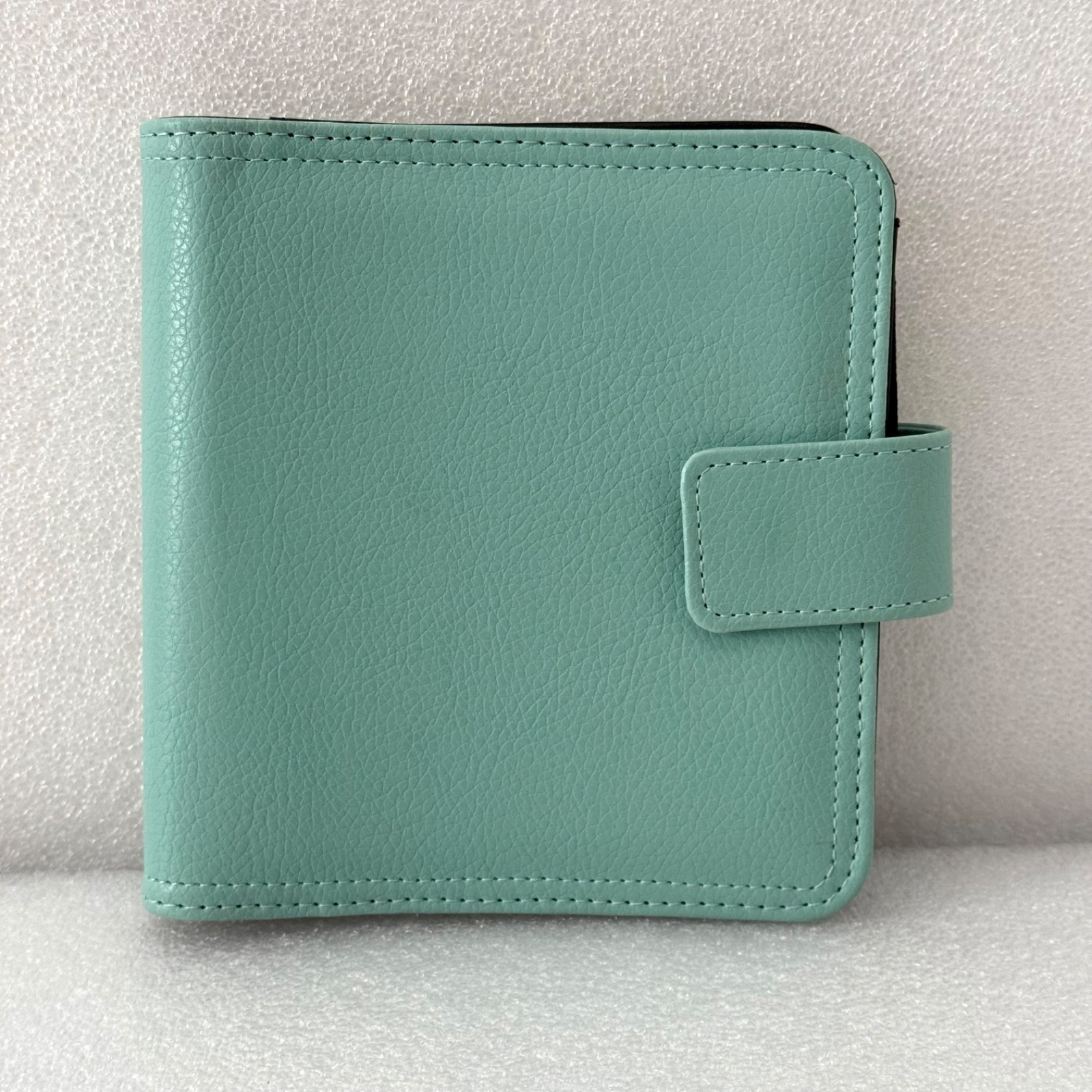Franklin Covey Mint Green Planner Organizer Clutch 6 1/8” X 5.75” Faux Leather