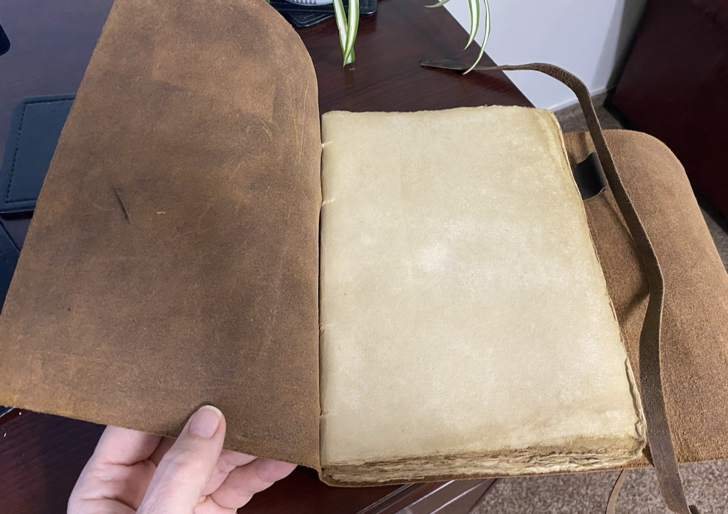 Modest Goods Leather Journal Deckle Edge Paper 200 Pages Distressed 9″x6.5″