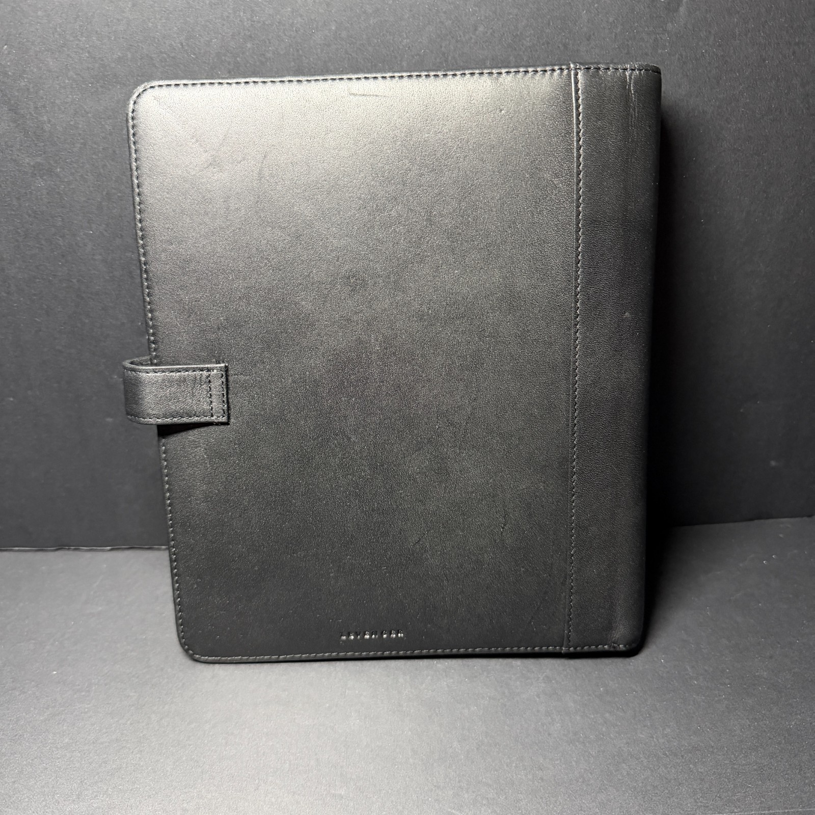 Levenger Circa Smooth Black Leather Folio