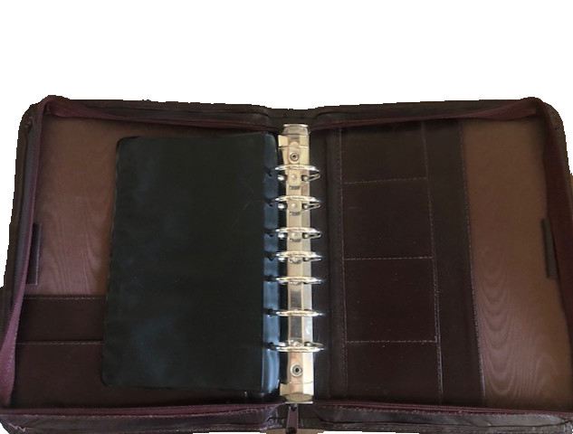 Stephen Covey Leather Bound Binder