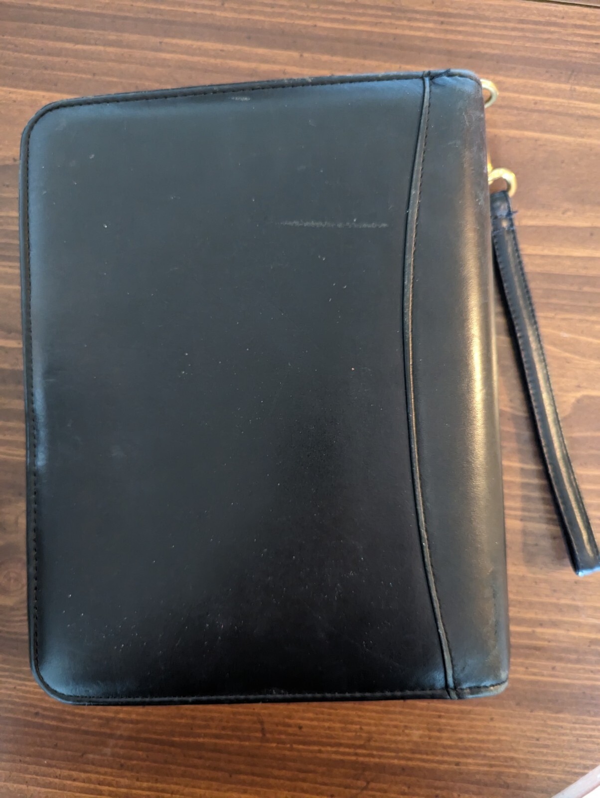 Franklin Covey 1-1/2” Black Vintage Leather Zipper Binder
