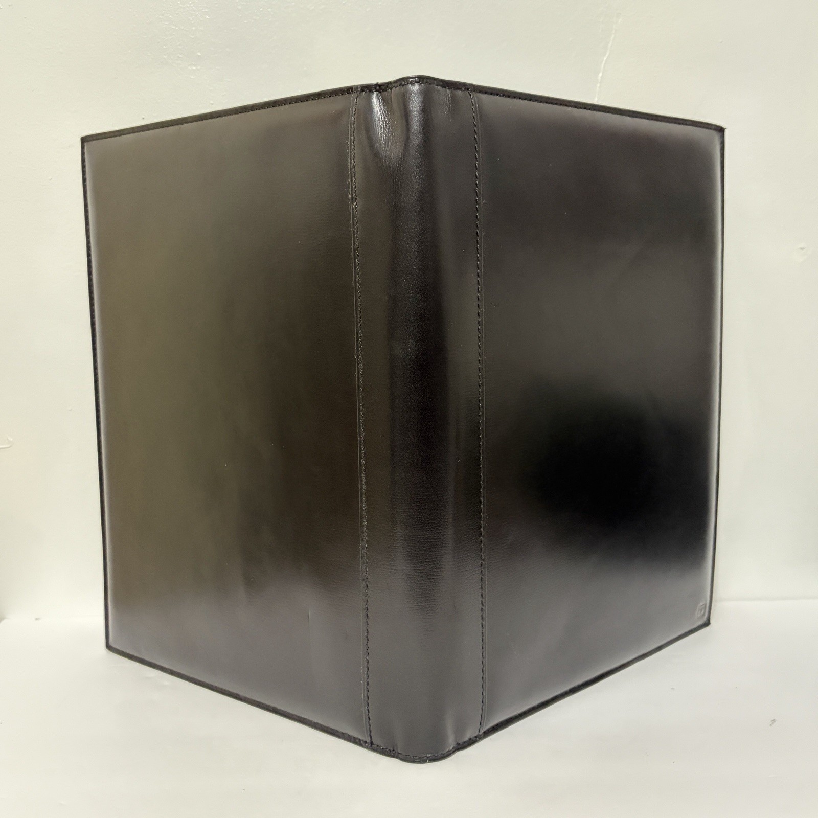 Tumi Padfolio Notepad Organizer Holder Black Leather 9 x 12″ Executive Legal Pad