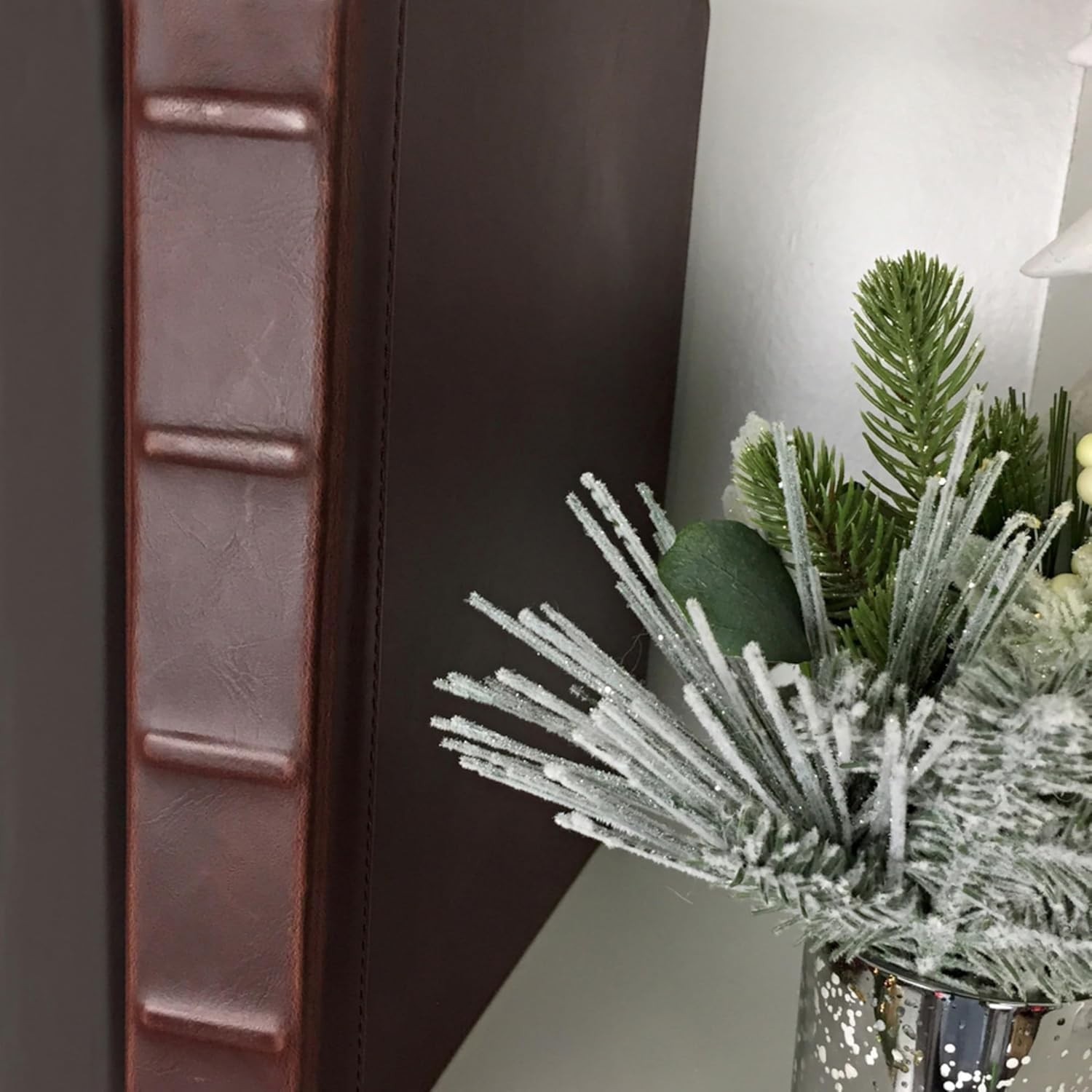 Elegant Vintage Leather 3 Ring Binder Holds 200 Sheets | Professional Organizer