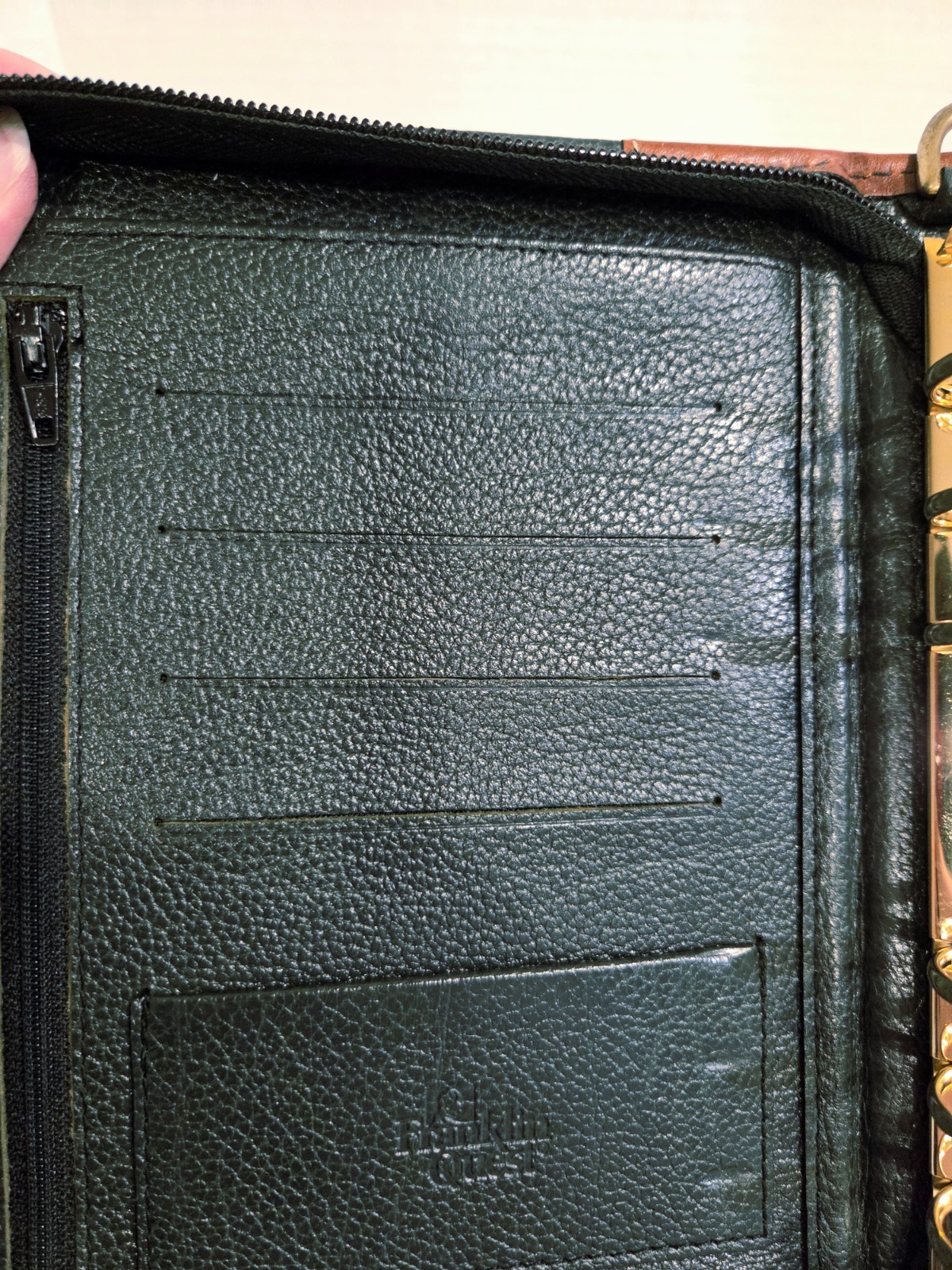 Franklin Quest Planner Organizer 8.5×6.5″ 6 Ring Leather Green/Brown