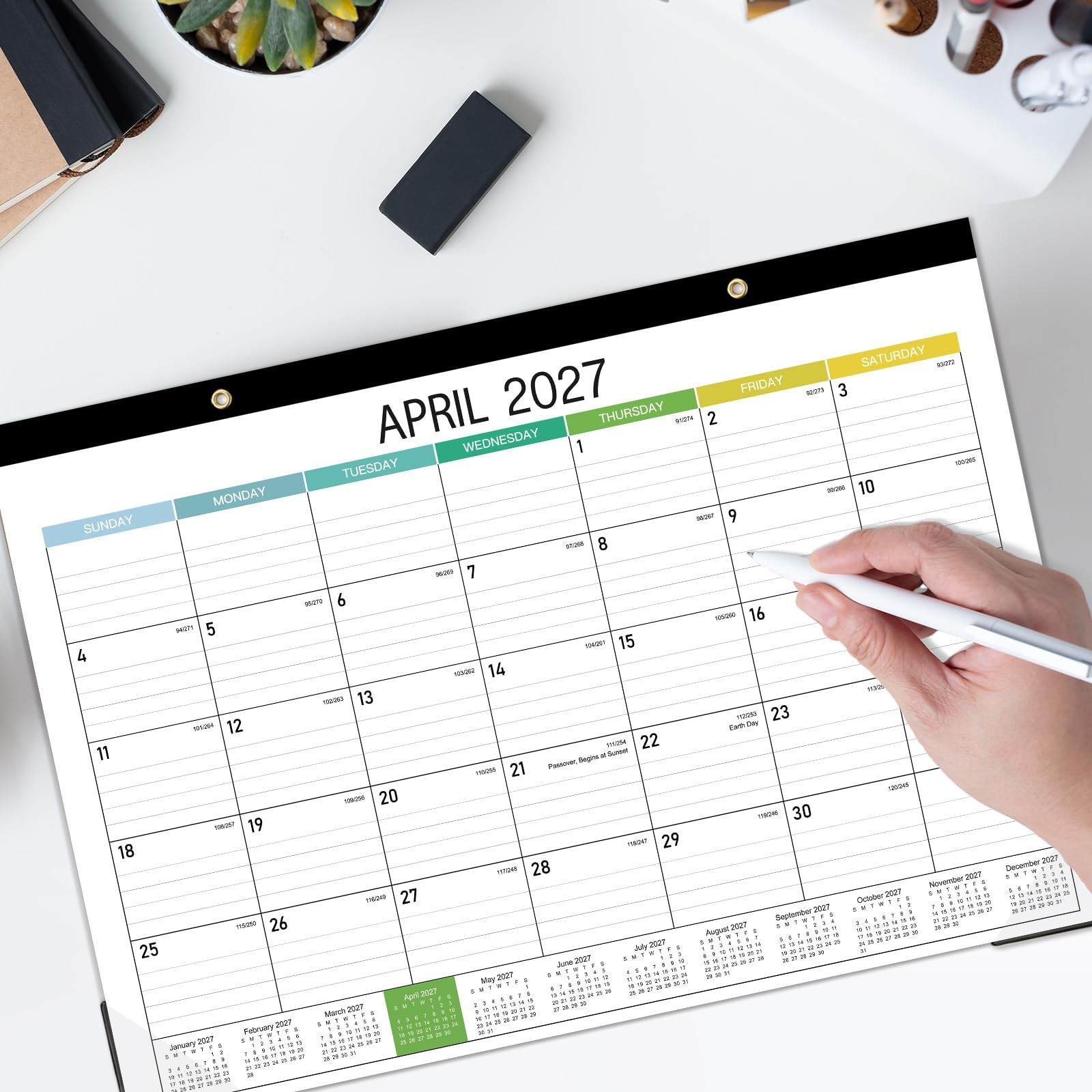 2026-2027 Desk Calendar – 2026-2027, Medium14.8″ x 11.4″, White