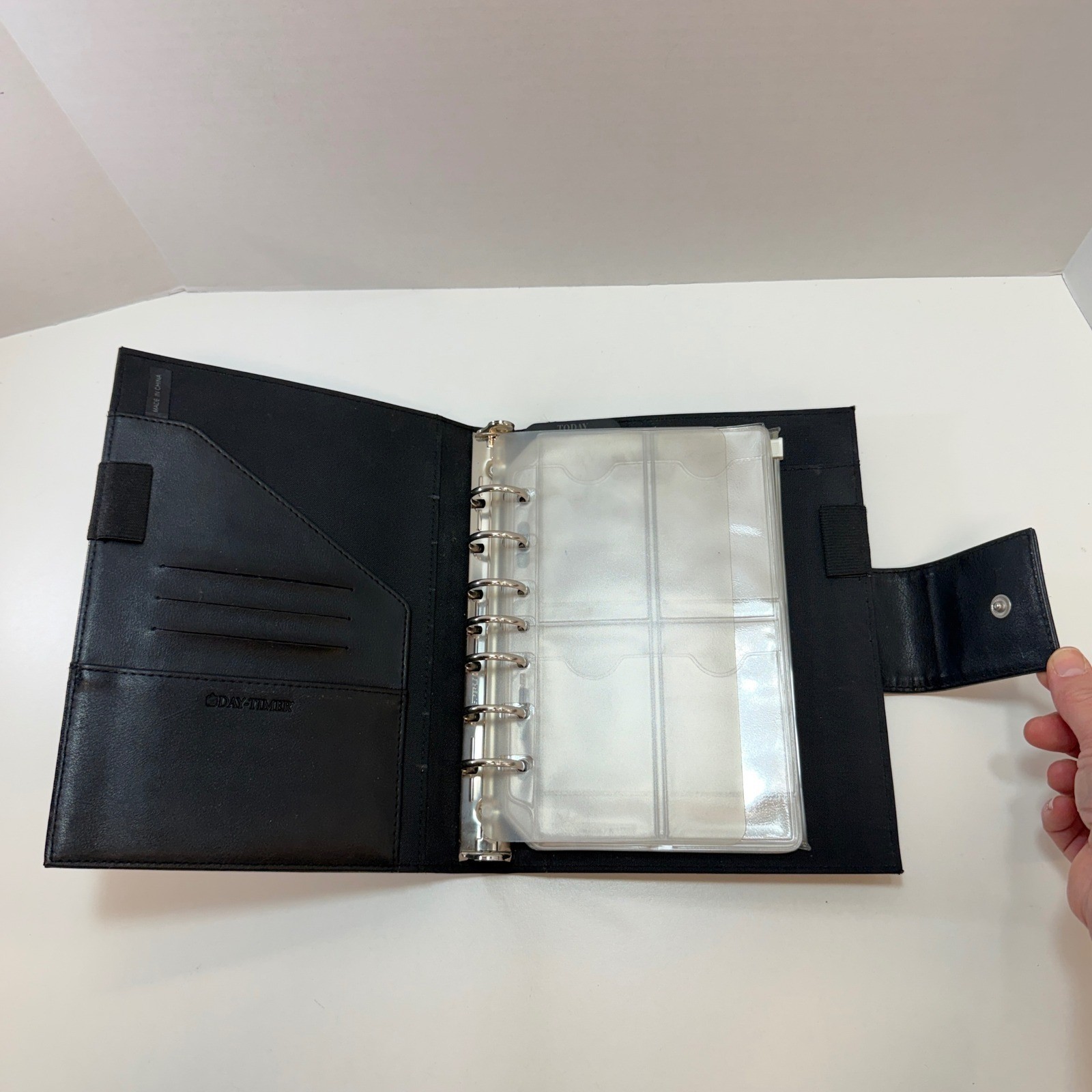 Day-Timer Personal Organizer Desk Size Black Planner 7-Ring Binder Navigator