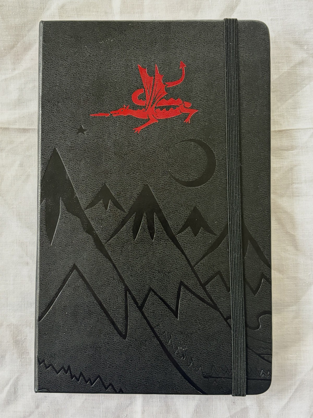 MOLESKINE THE HOBBIT LARGE RULED NOTEBOOK-SMAUG/MOUNTAINS COVER