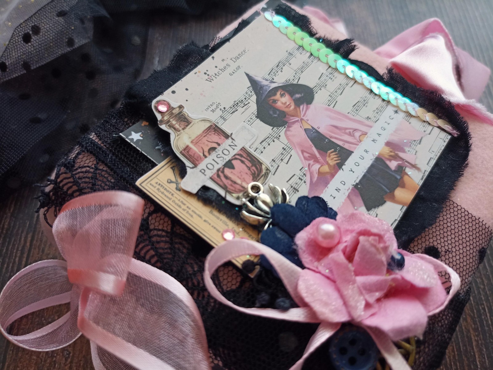 Small gothic witch junk journal handmade blank Pink Halloween 4x4in 200 pgs