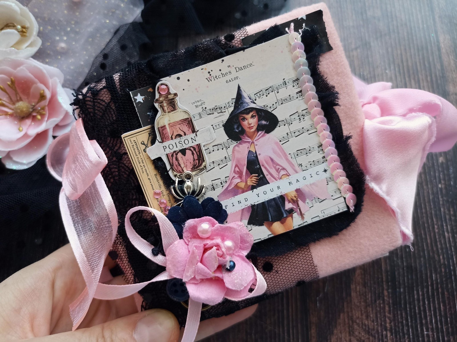 Small gothic witch junk journal handmade blank Pink Halloween 4x4in 200 pgs