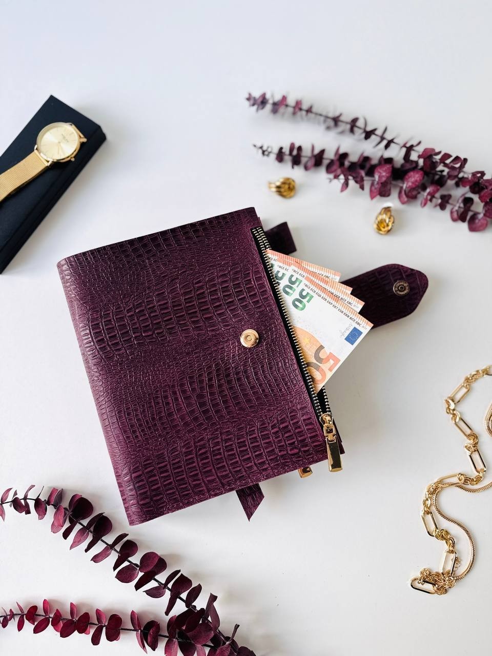 Luxury A5 dated 2026 weekly Leather Planner – Your Ideal Organizer.