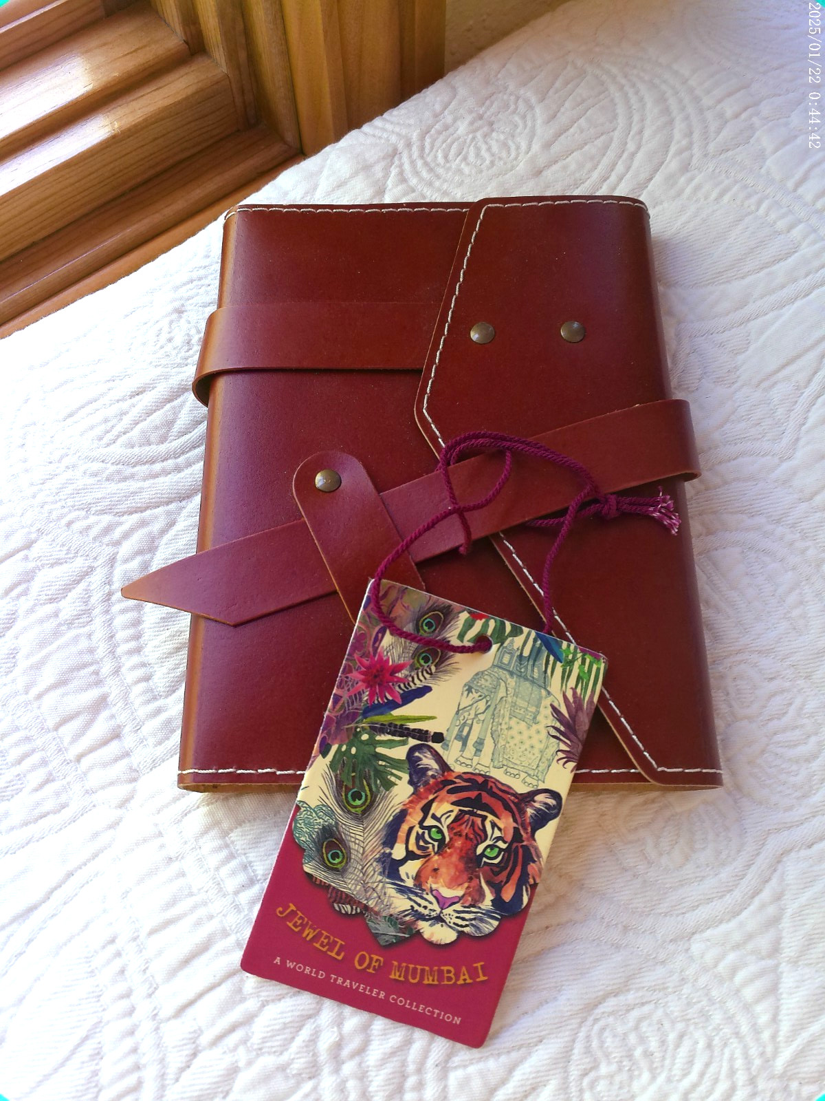 JEWEL OF MUMBAI HANDMADE BROWN LEATHER JOURNAL SATCHEL CLOSE 144 LINED PAGES