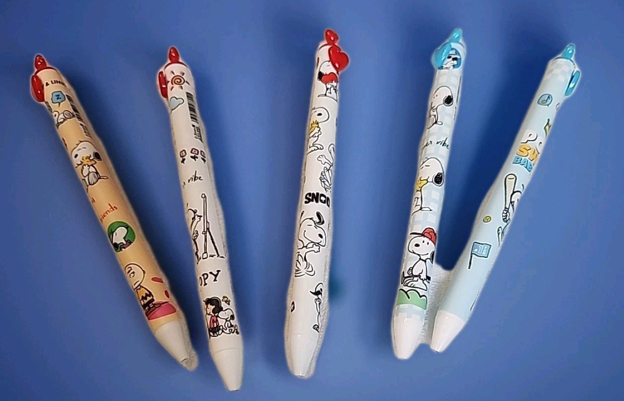 Peanuts Snoopy Social Club Journal 96 Page 6.5×8.5 W/Free Pen