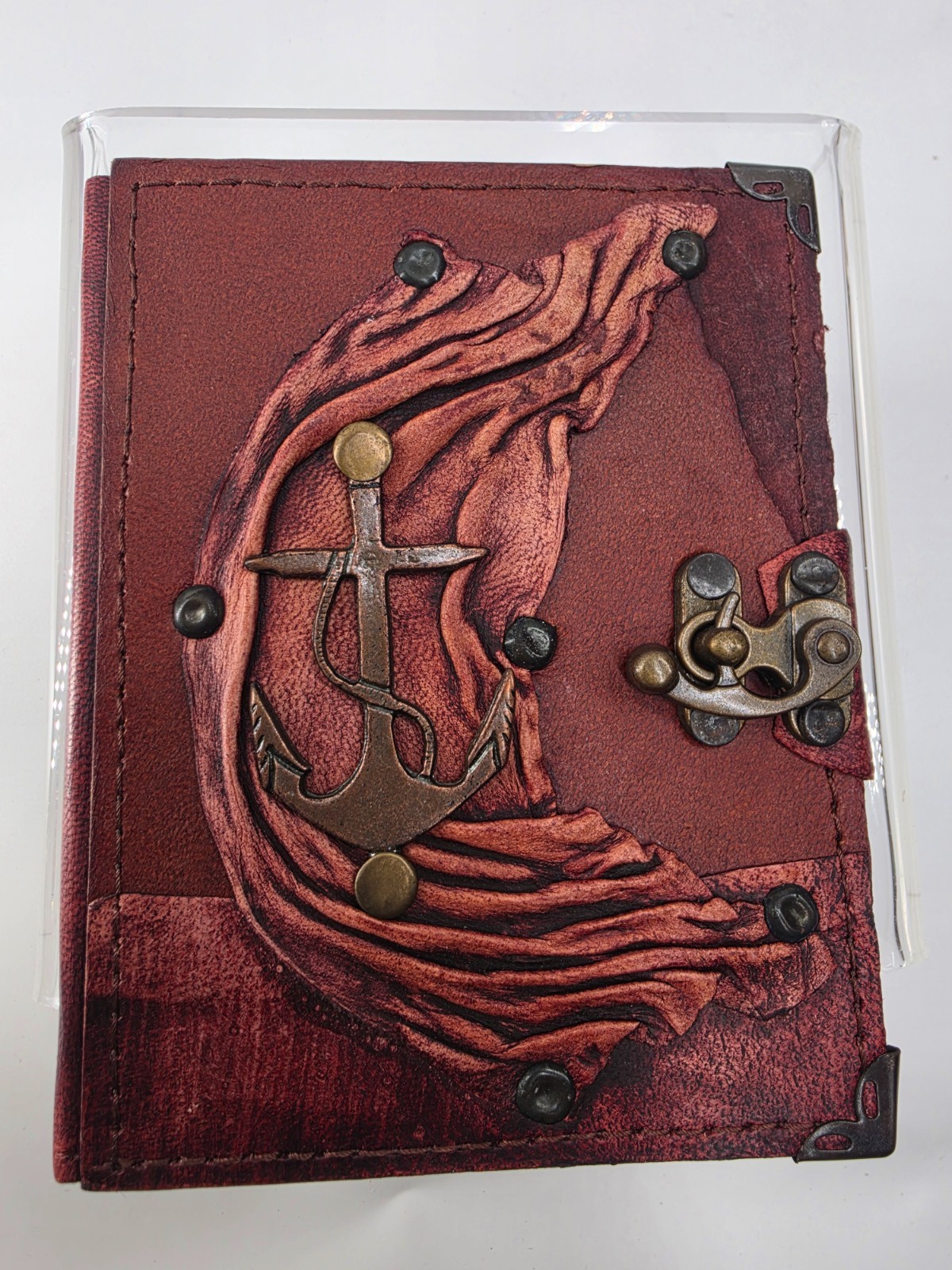 Handmade Leather Journal – 6″ x 4.5″ Small
