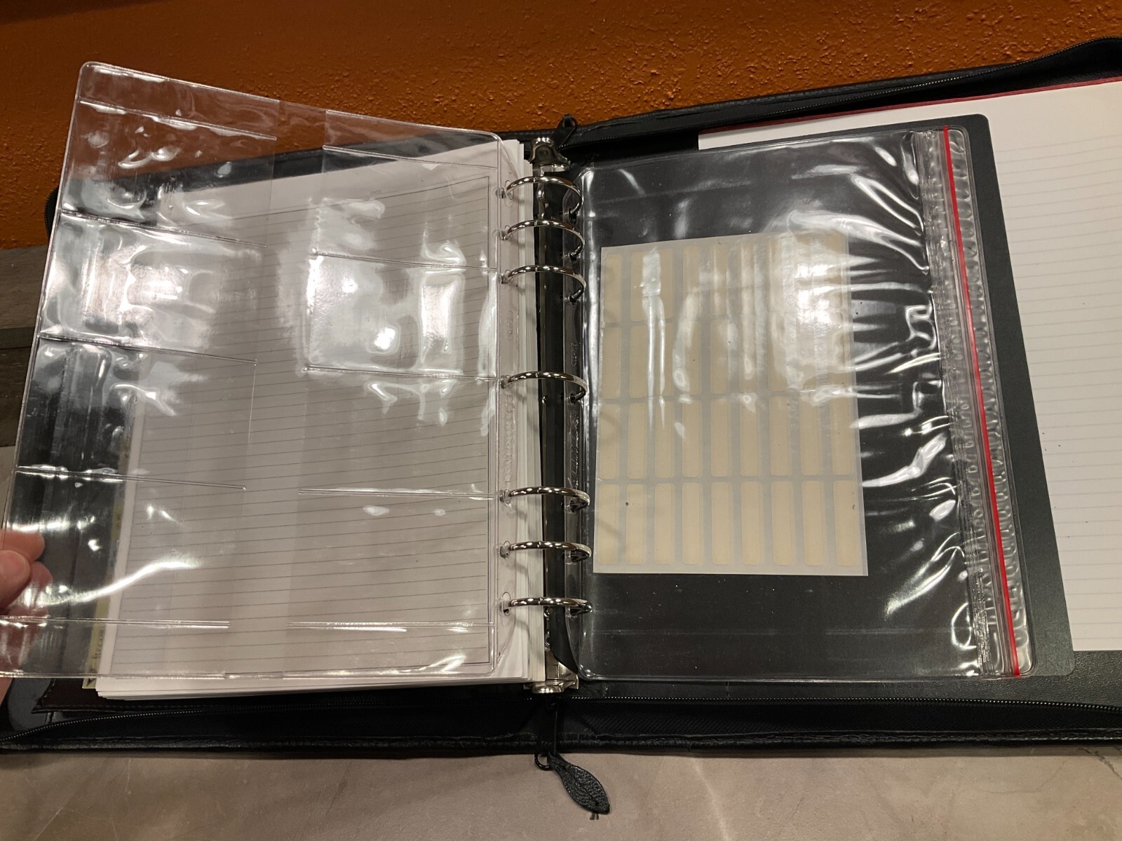 Vintage Day Runner Pro Business System Inserts Black Leather 7 Ring Handles