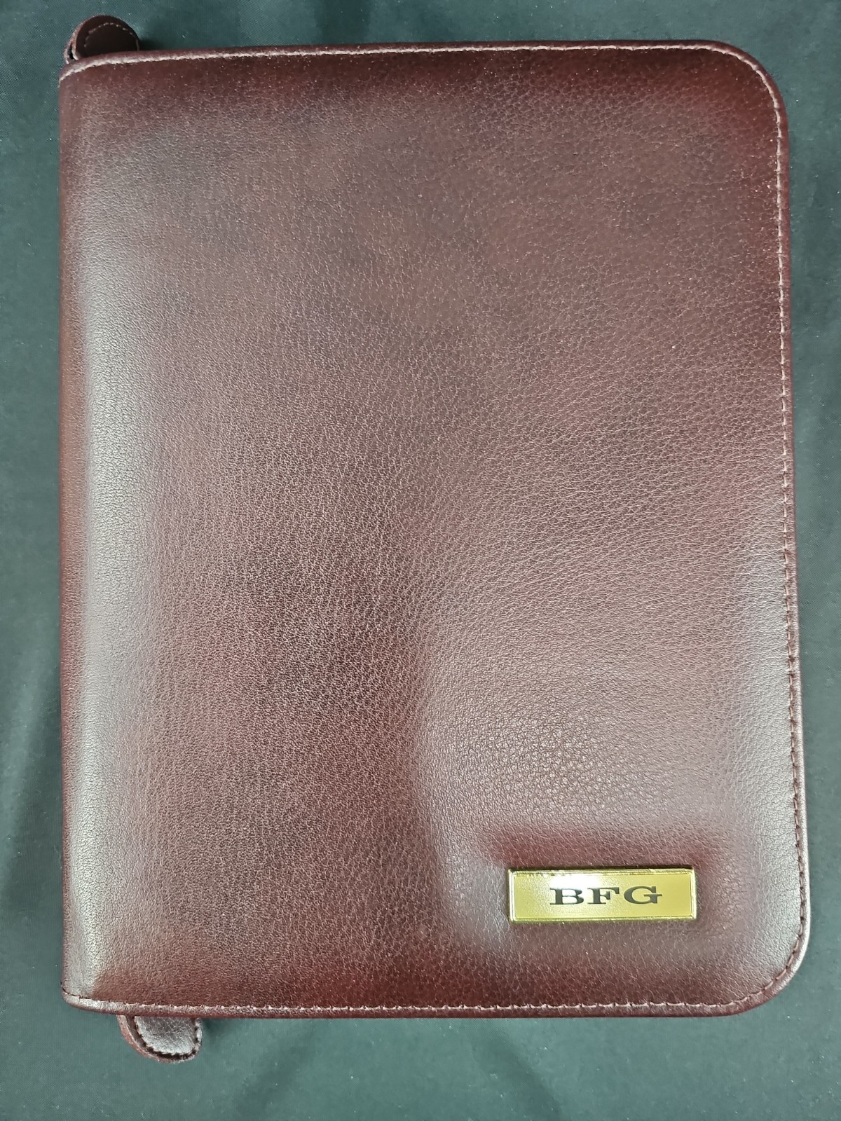 Day-Timer Armrohide 7 Ring Burgandy Binder All Around Zipper 8 X 10.5 – 1994 NEW