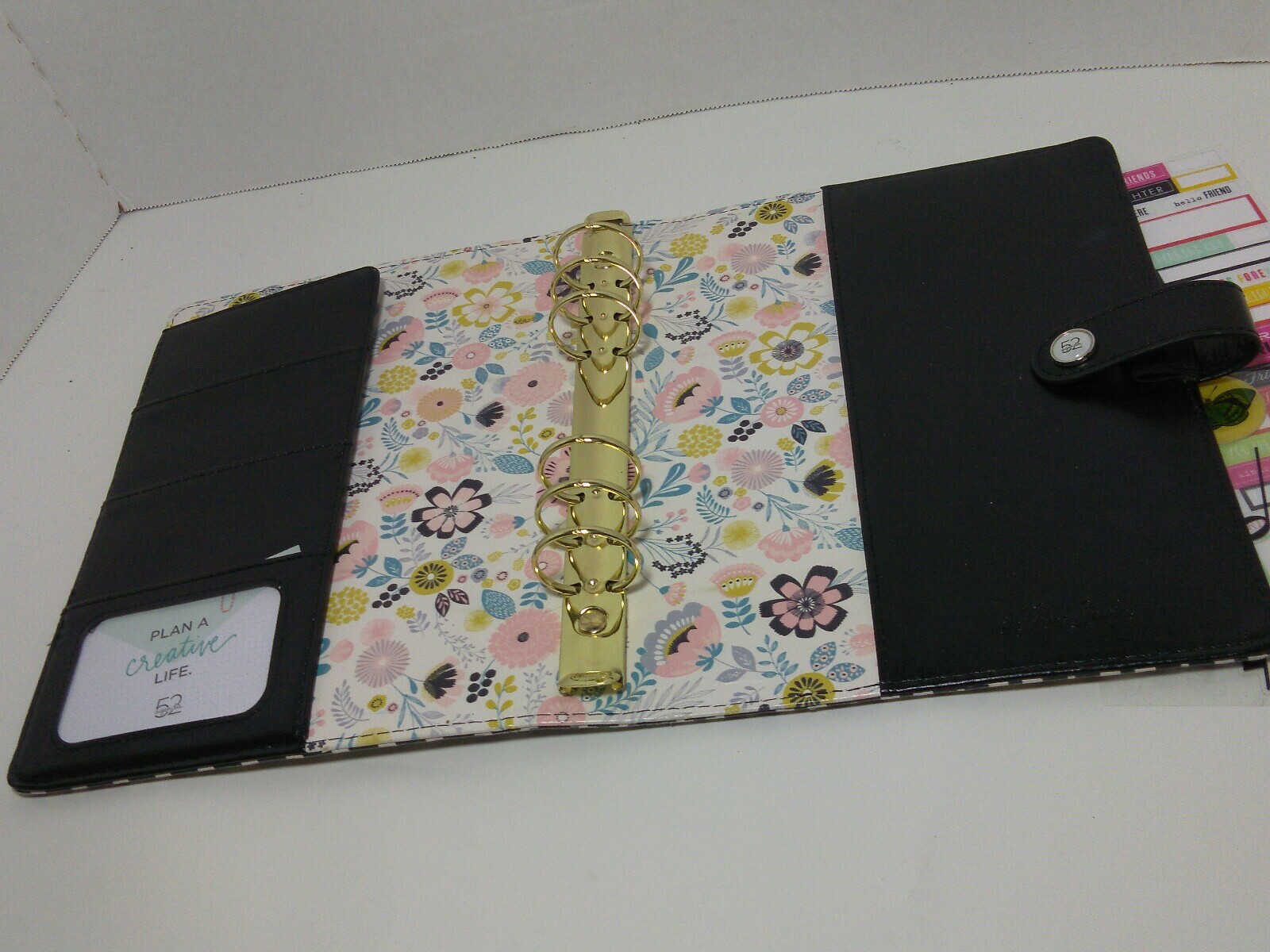Agenda 52 The Paper Studio A5 Ring Planner Black & White Motif w/ Florals Print