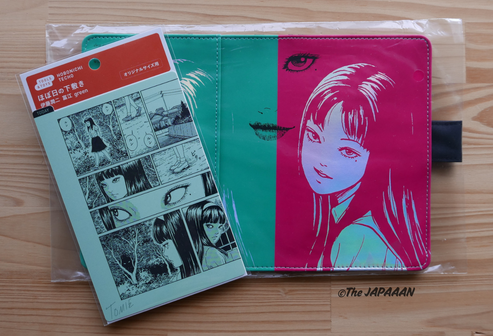 HOBONICHI TECHO 2026 Tomie by Junji Ito Smirk A6 Original Cover Pencil Board