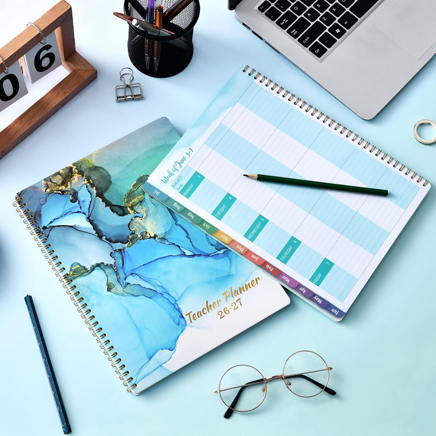 Teacher Planner 2026-2027 – Teacher Lesson Planner from July 2026 to June 2027,